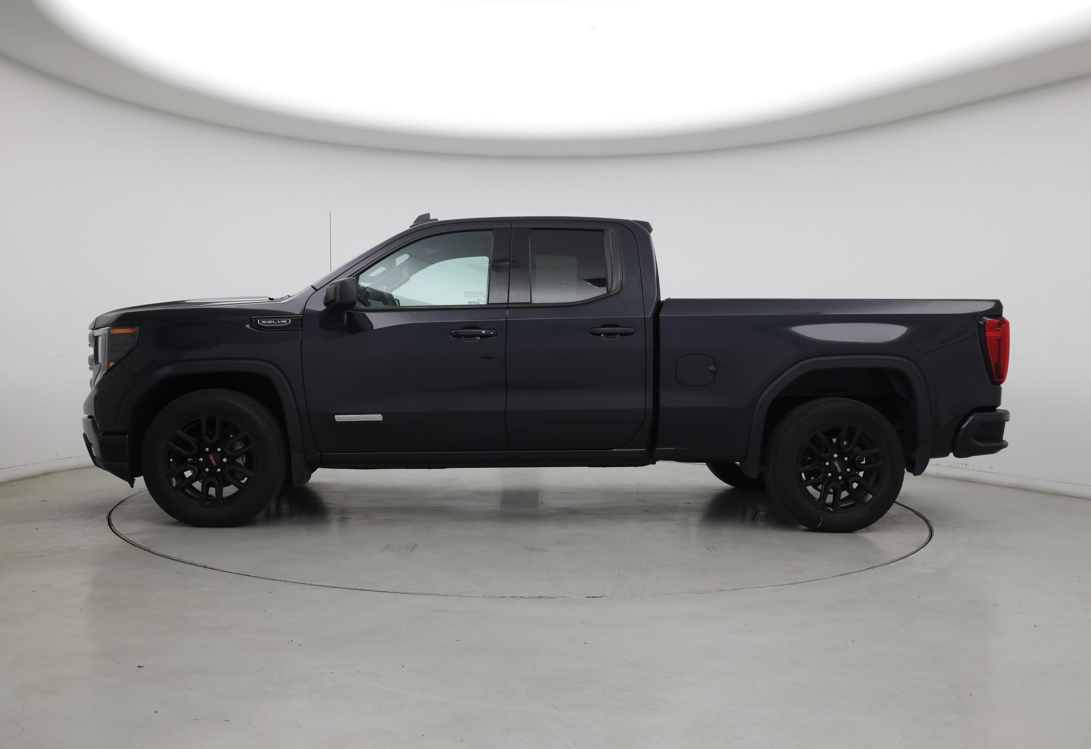 Thumbnail: 2023 GMC Sierra 1500 - 3