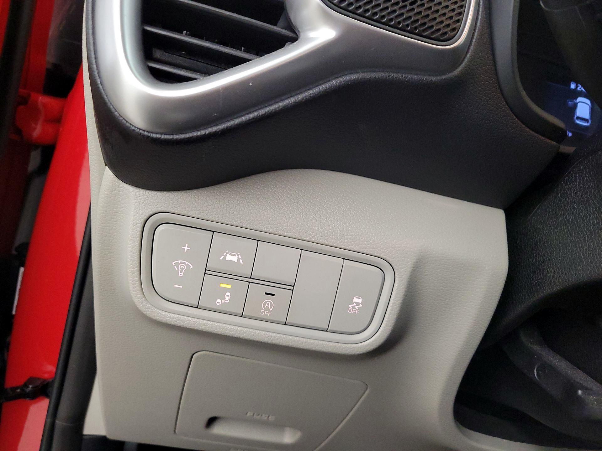 Thumbnail: 2022 Kia Soul - 13