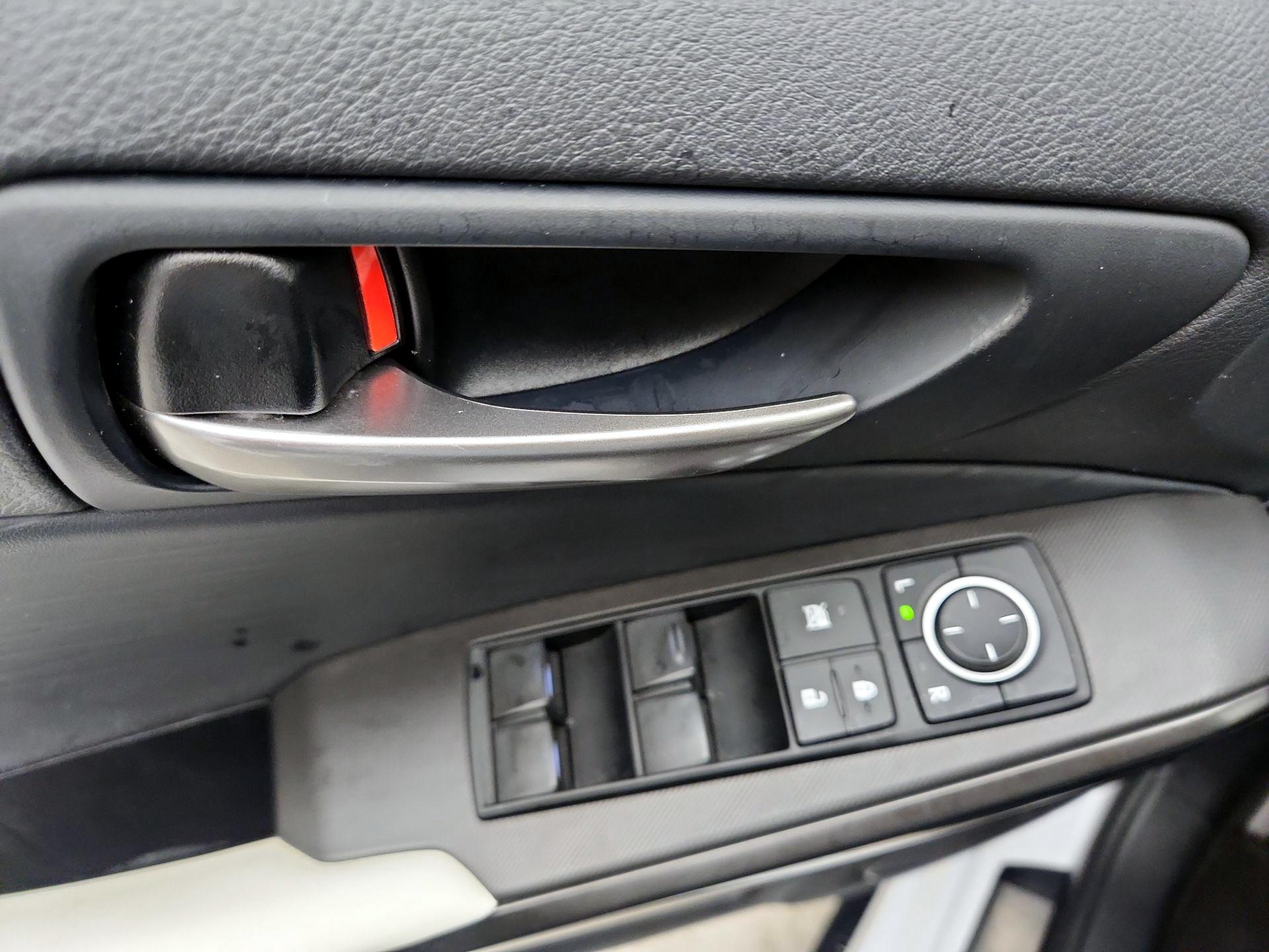 Thumbnail: 2022 Lexus IS - 12