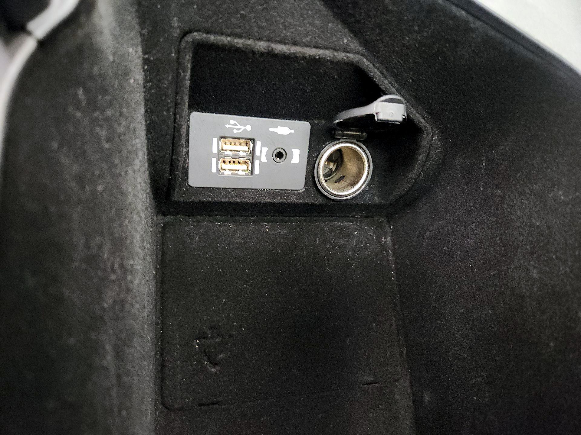 Thumbnail: 2022 Lexus IS - 18