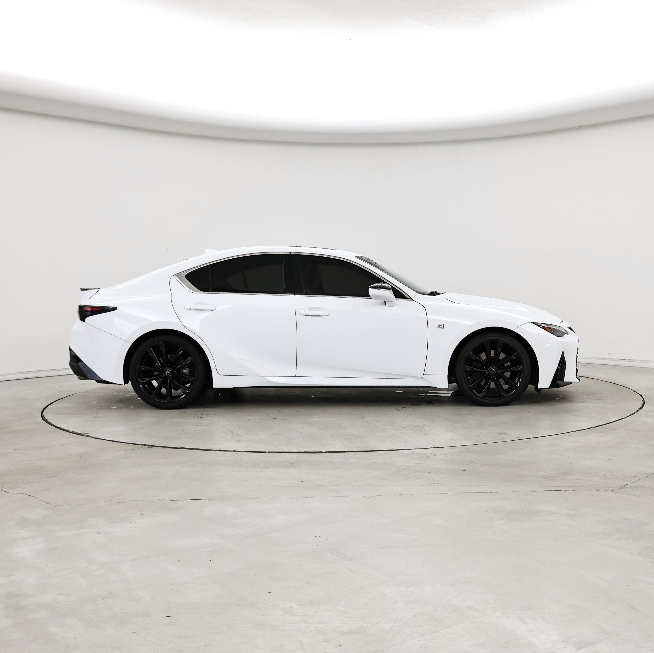 Thumbnail: 2022 Lexus IS - 7