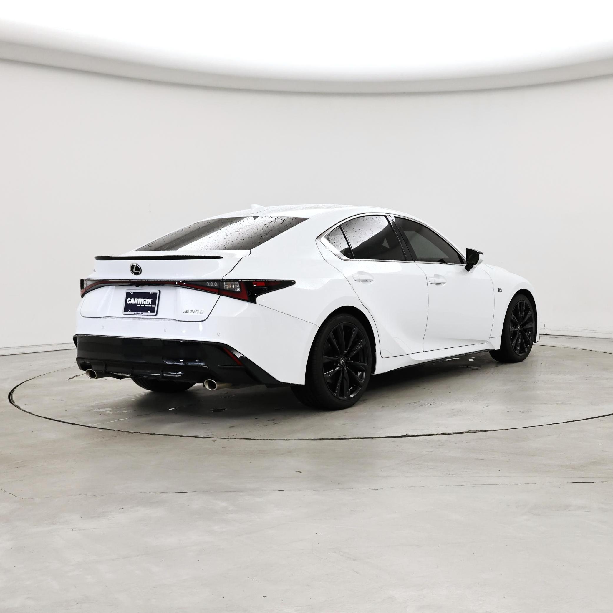 Thumbnail: 2022 Lexus IS - 8