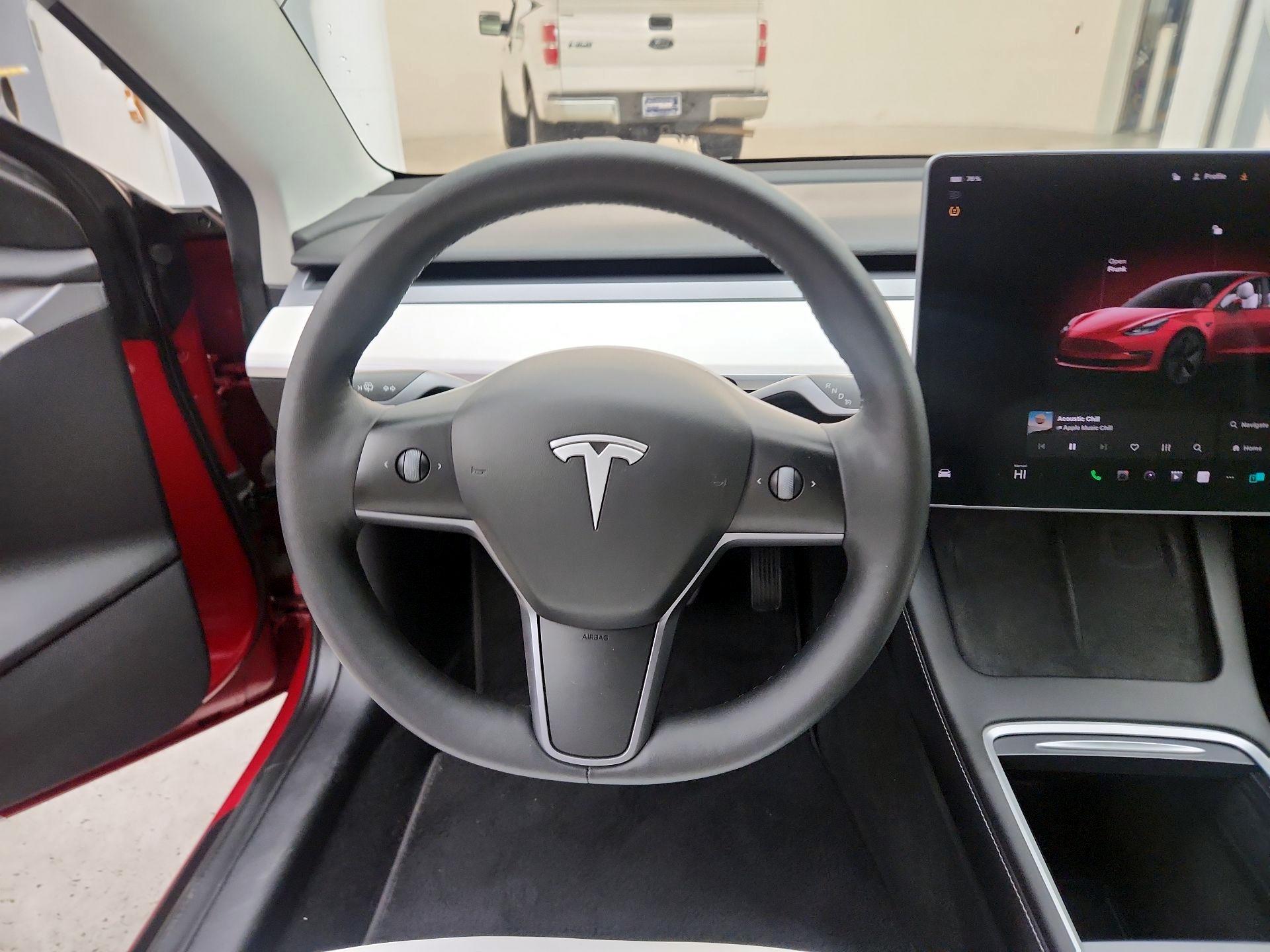 Thumbnail: 2022 Tesla Model 3 - 10