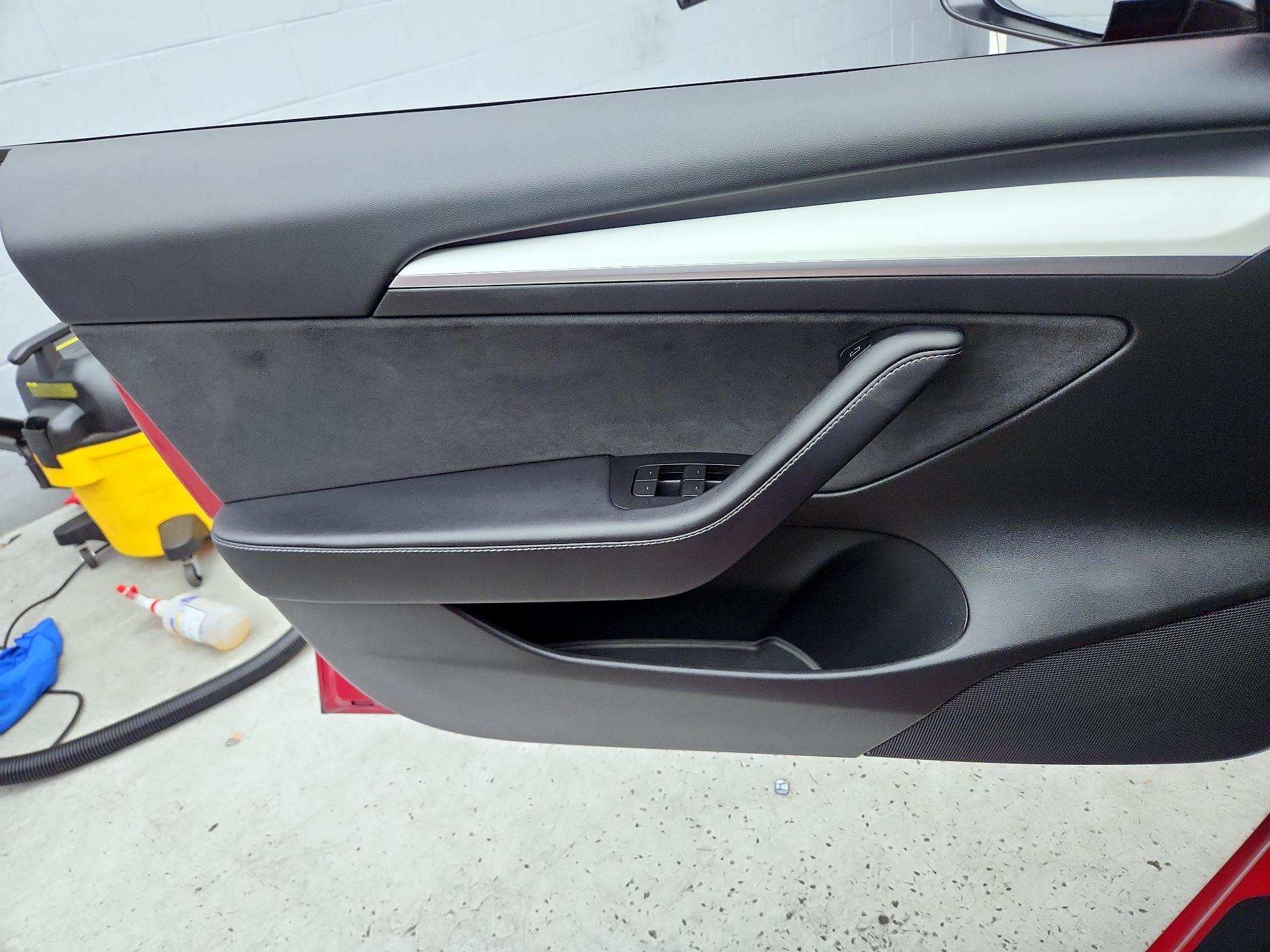 Thumbnail: 2022 Tesla Model 3 - 12