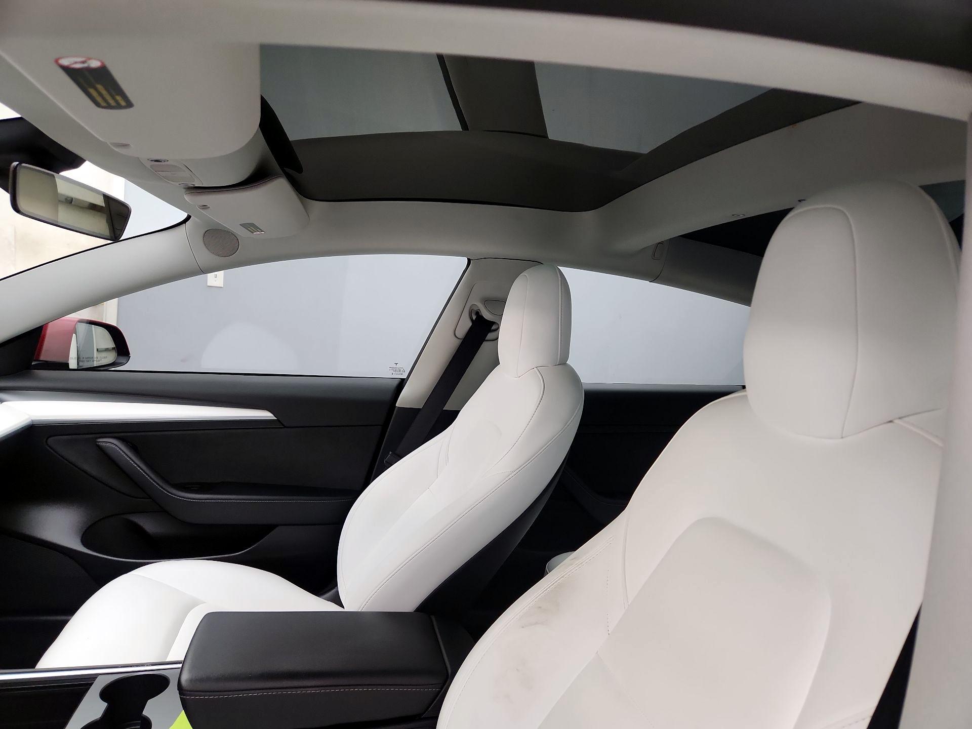 Thumbnail: 2022 Tesla Model 3 - 20