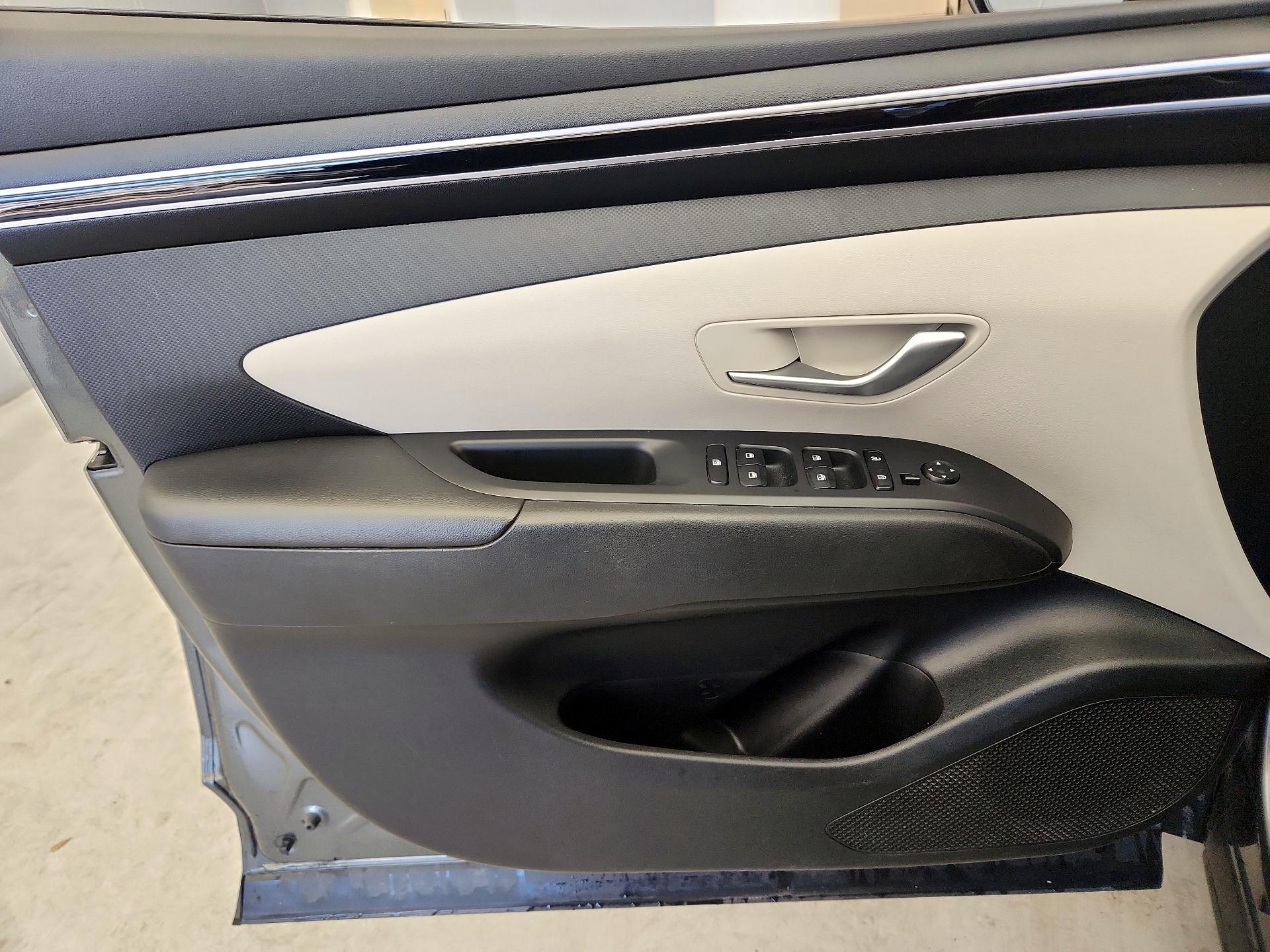 Thumbnail: 2023 Hyundai Tucson - 12