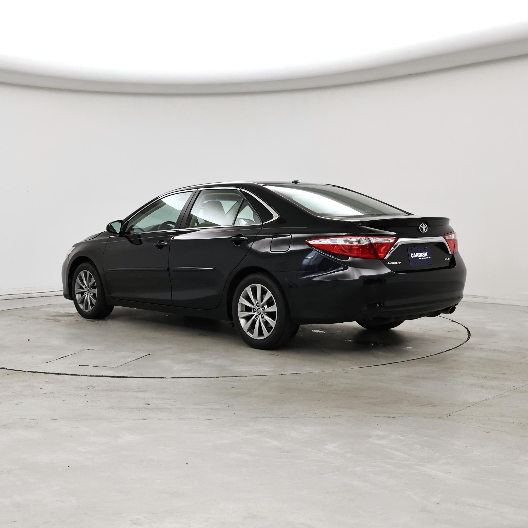 Thumbnail: 2016 Toyota Camry - 2
