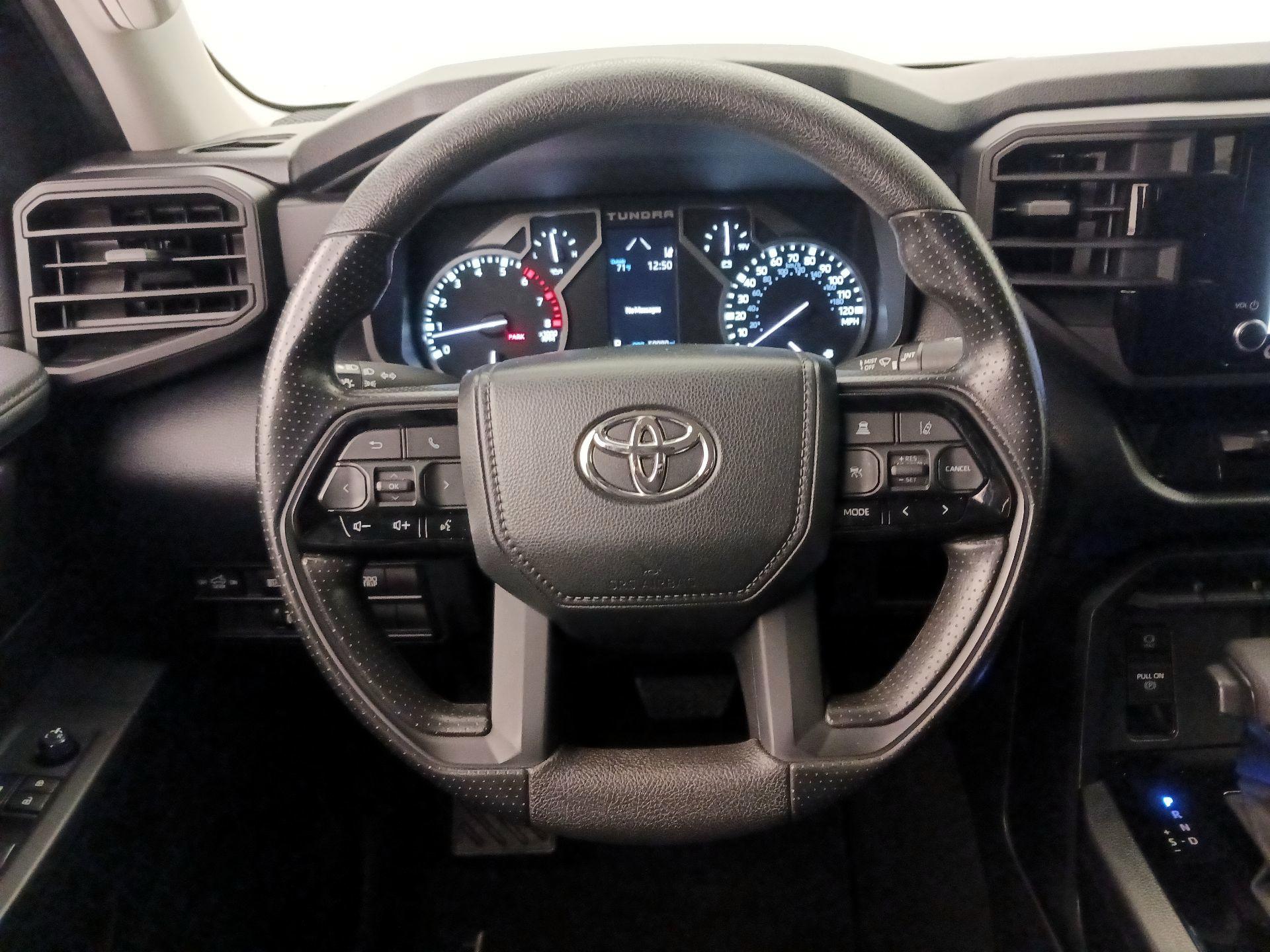 Thumbnail: 2023 Toyota Tundra - 10