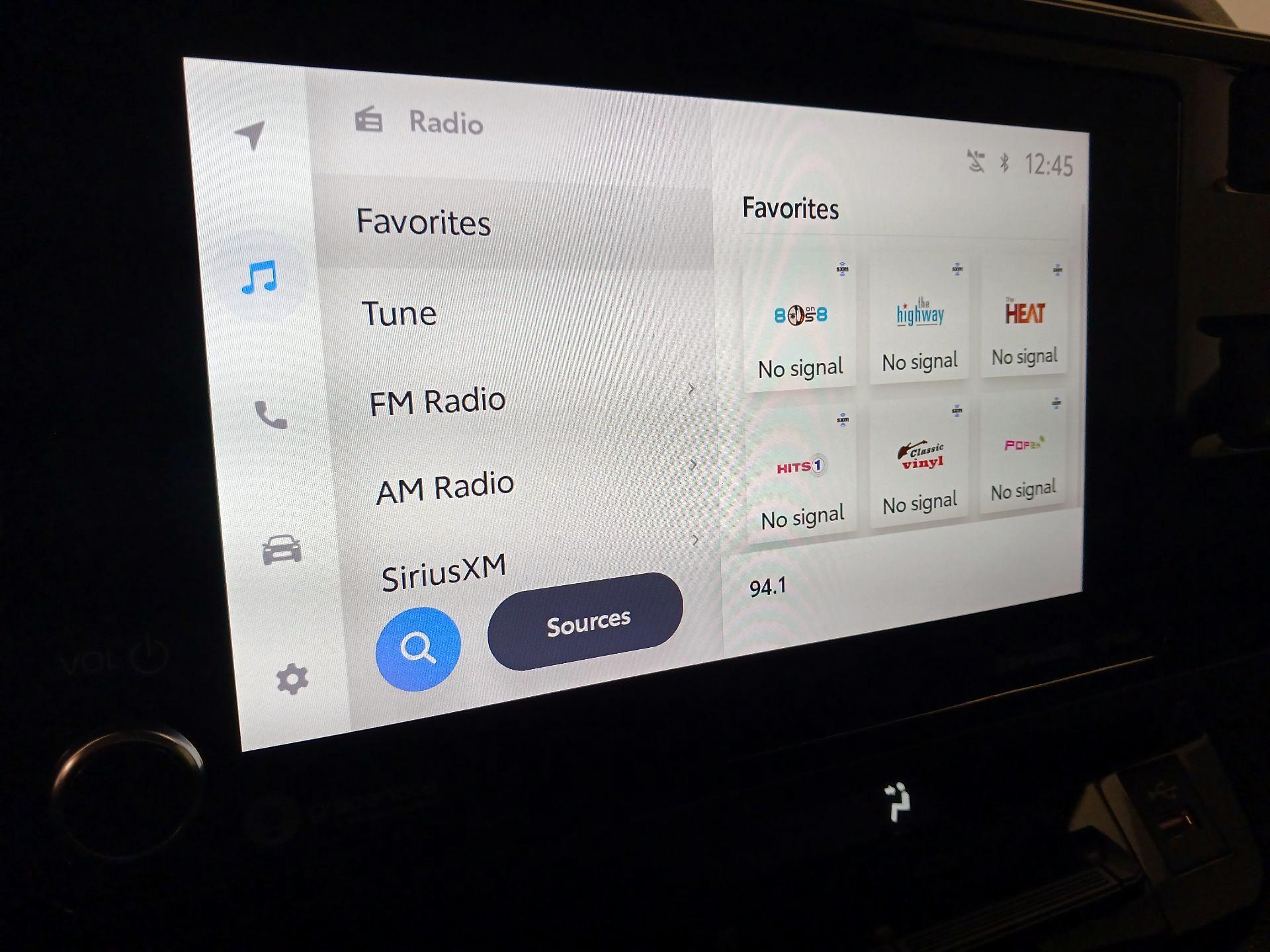 Thumbnail: 2023 Toyota Tundra - 15