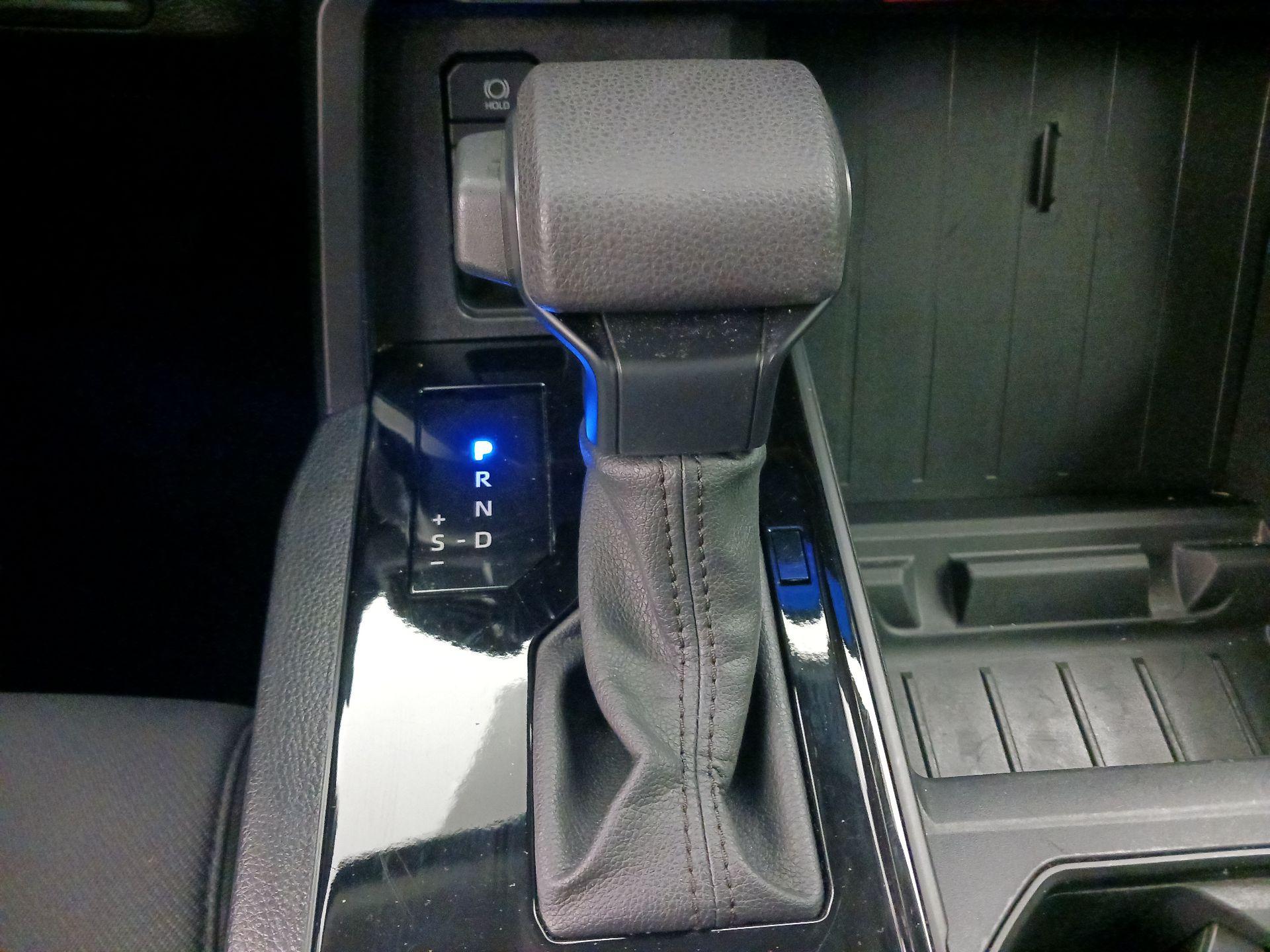 Thumbnail: 2023 Toyota Tundra - 17