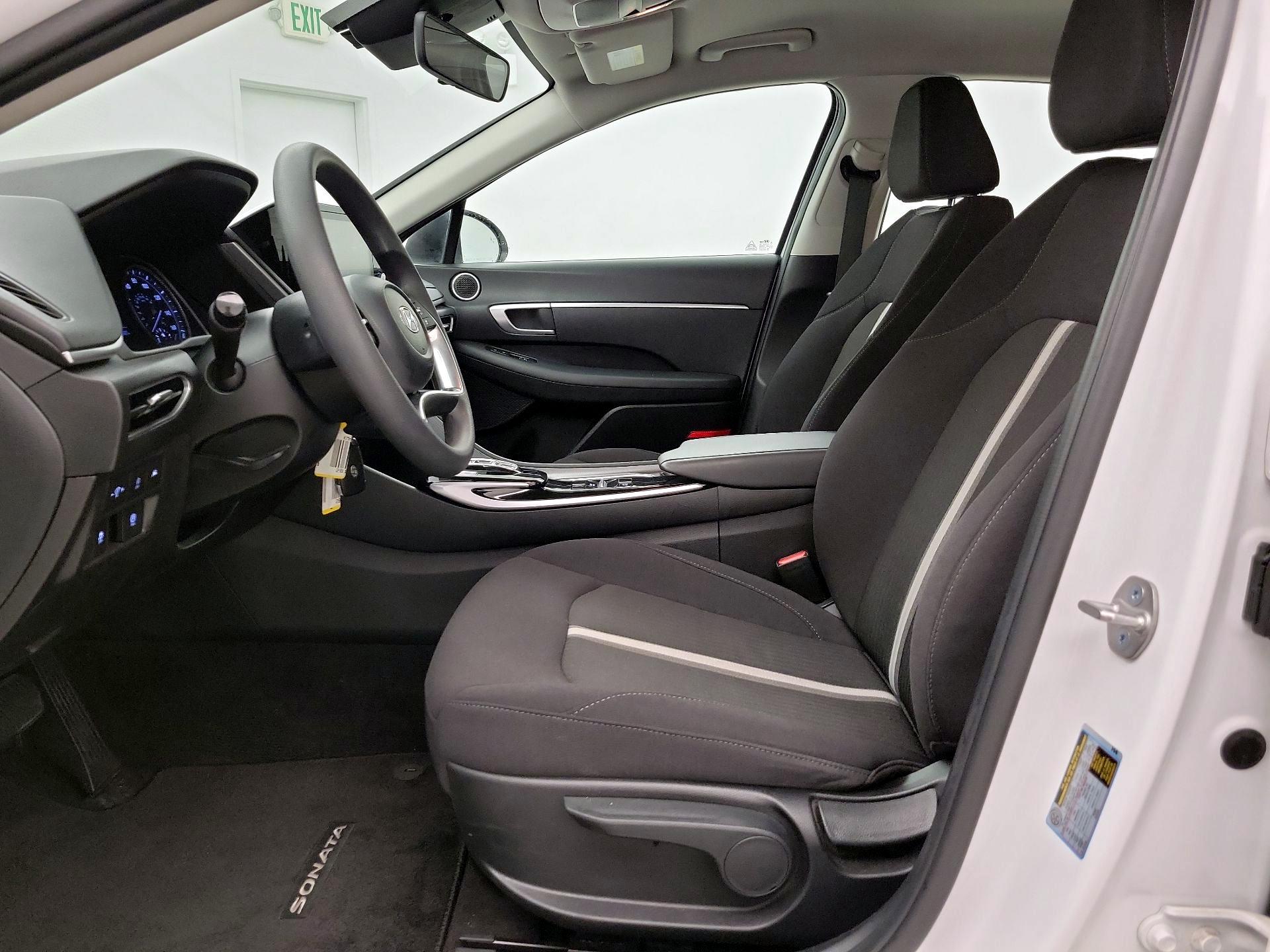 Thumbnail: 2023 Hyundai Sonata - 11