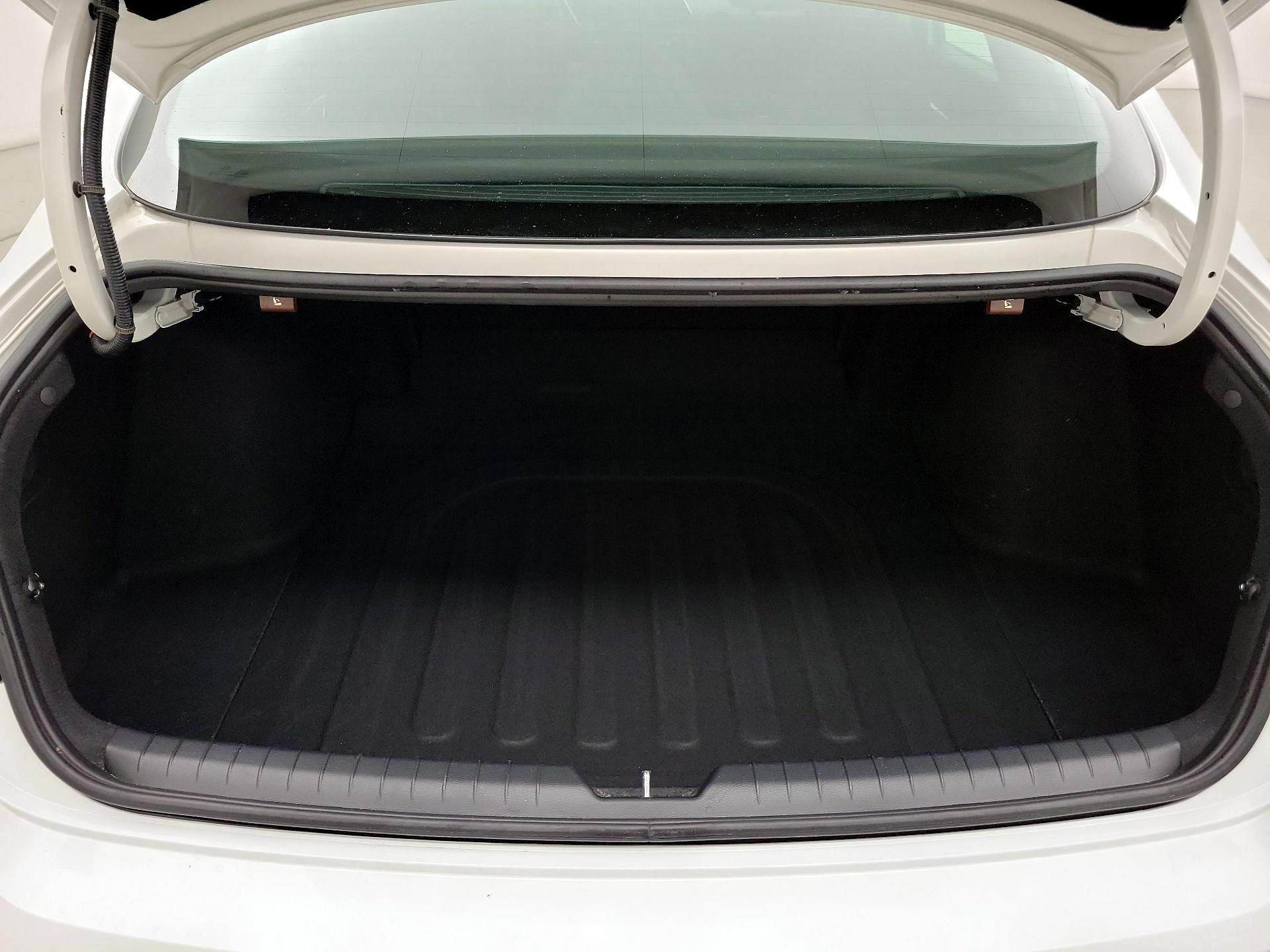 Thumbnail: 2023 Hyundai Sonata - 20