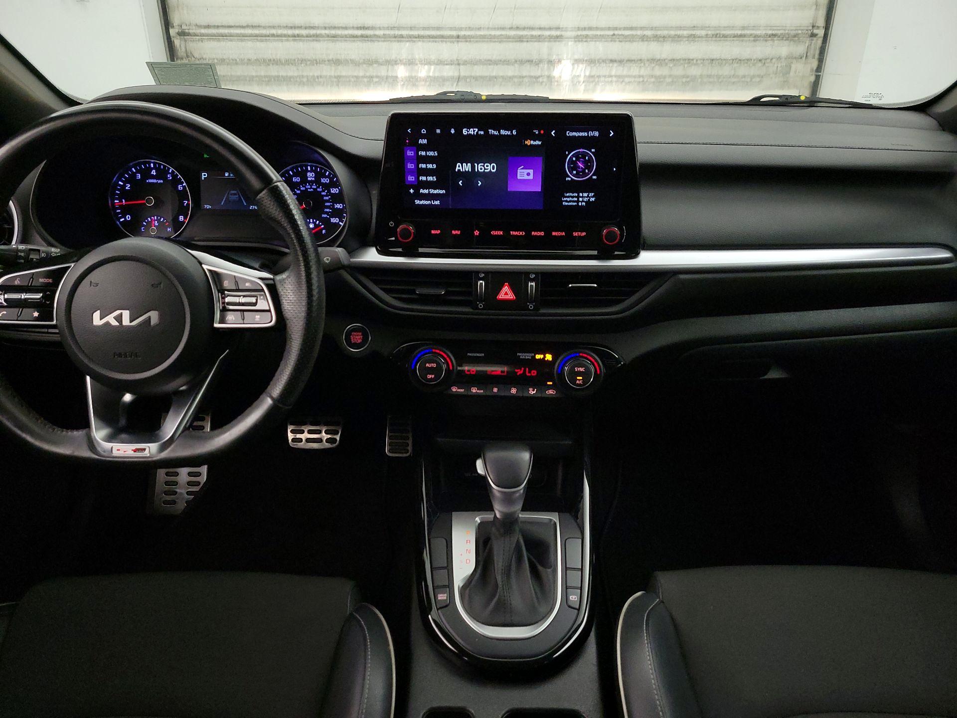 Thumbnail: 2023 Kia Forte - 9