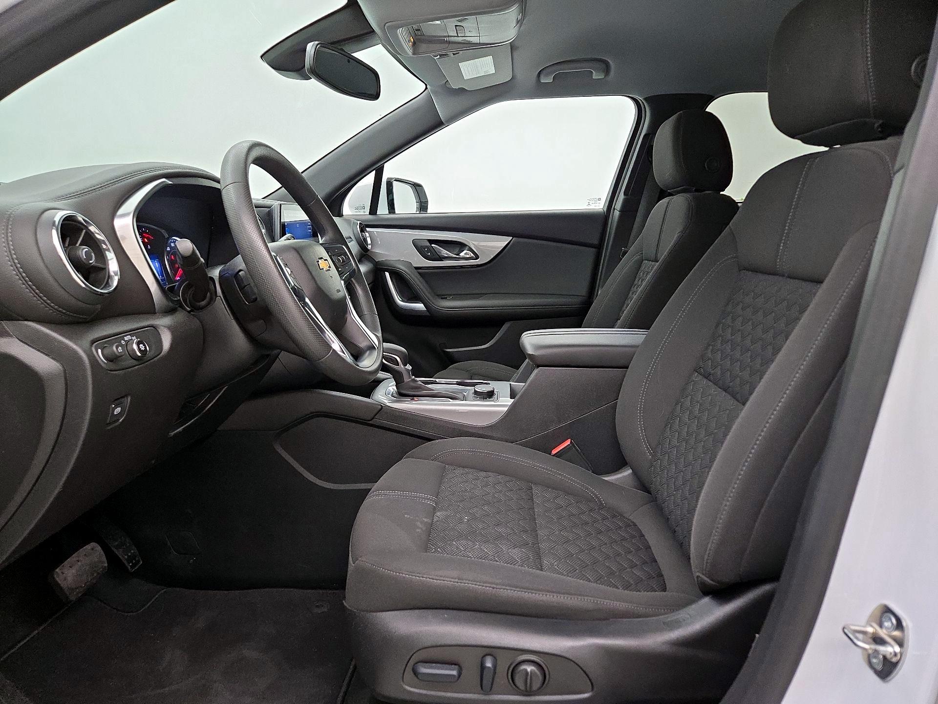 Thumbnail: 2022 Chevrolet Blazer - 11