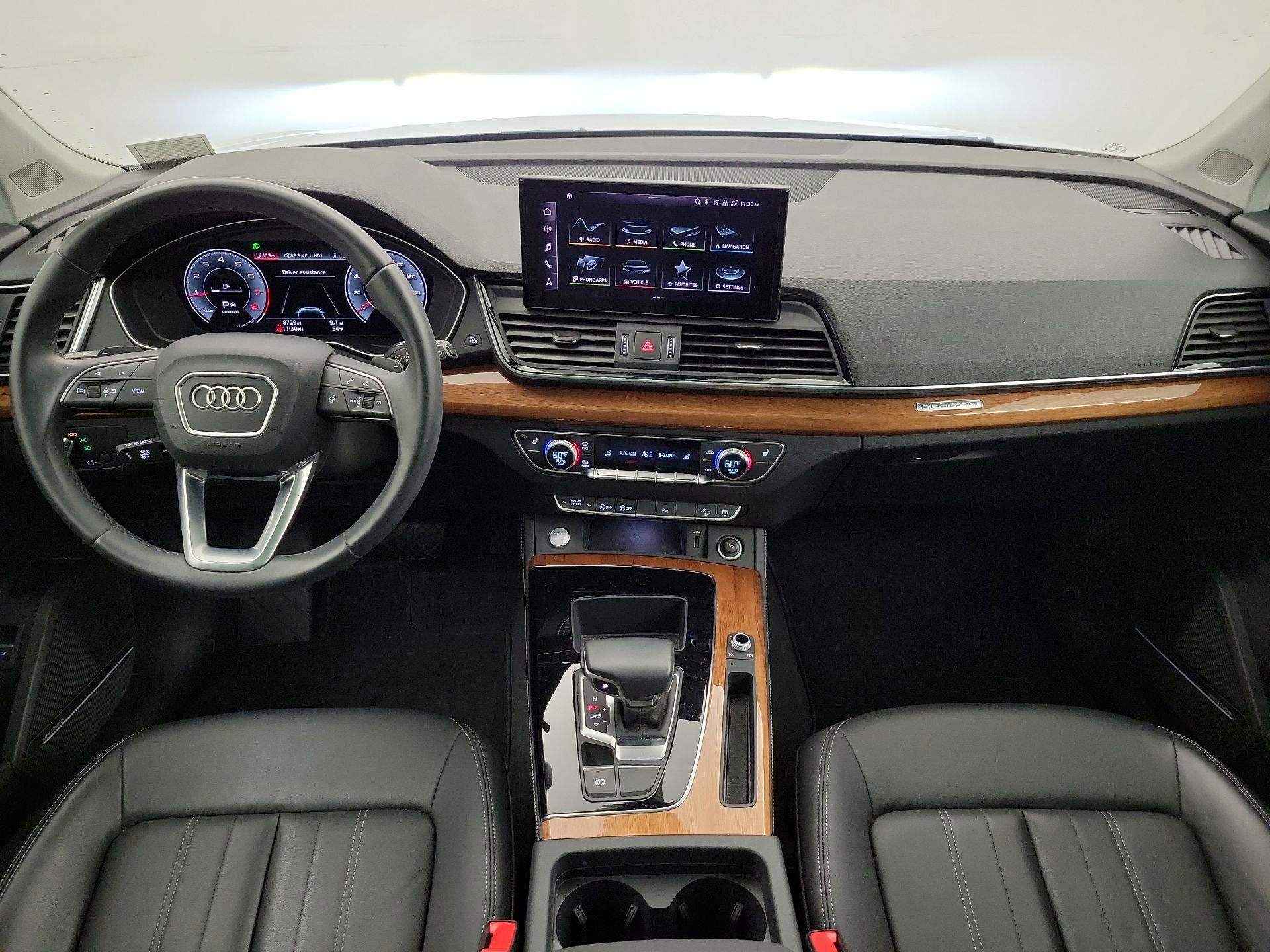 Thumbnail: 2023 Audi Q5 - 9