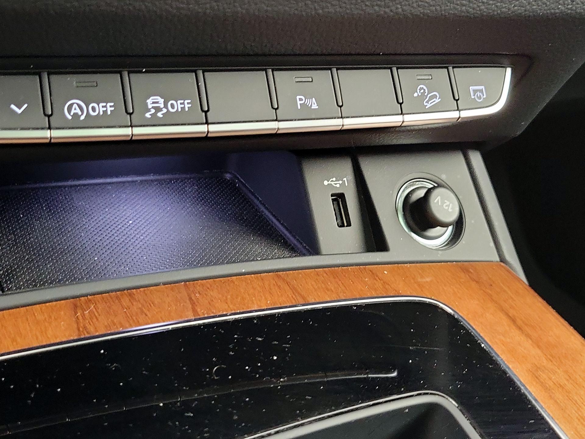 Thumbnail: 2023 Audi Q5 - 19