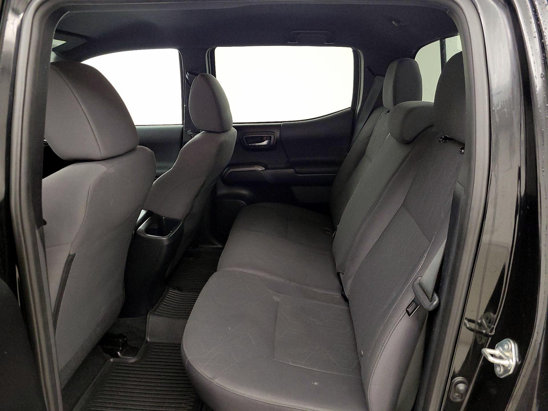 Thumbnail: 2018 Toyota Tacoma - 19