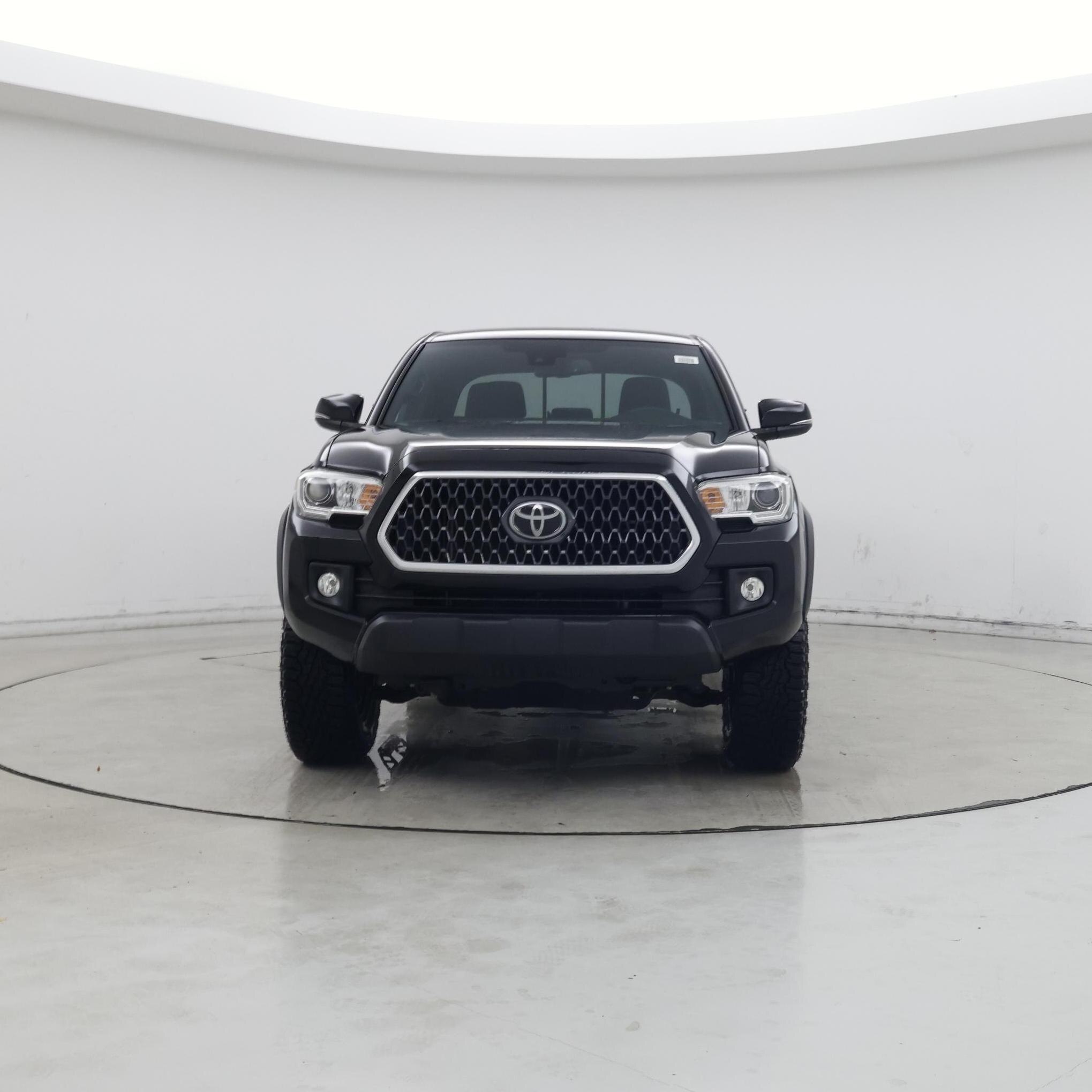 Thumbnail: 2018 Toyota Tacoma - 5