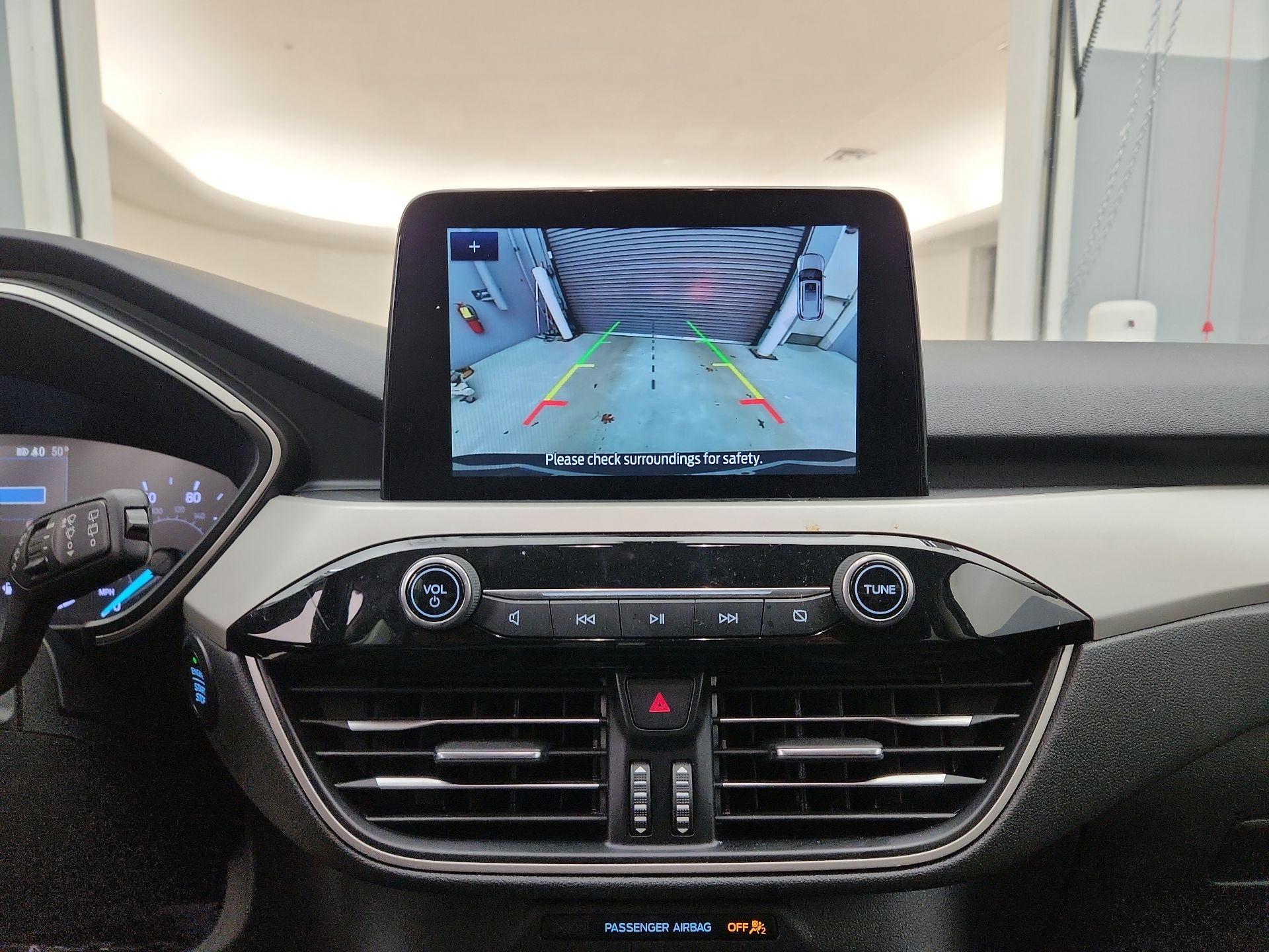 Thumbnail: 2021 Ford Escape - 15