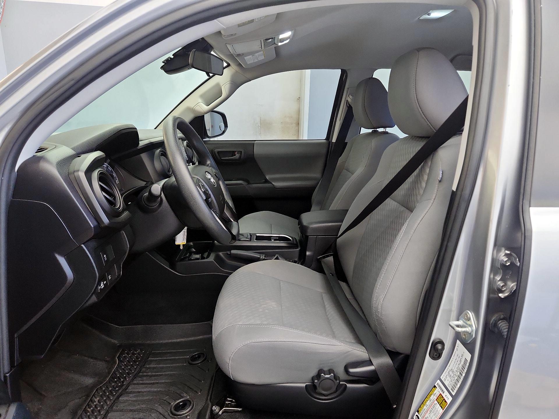 Thumbnail: 2021 Toyota Tacoma - 11