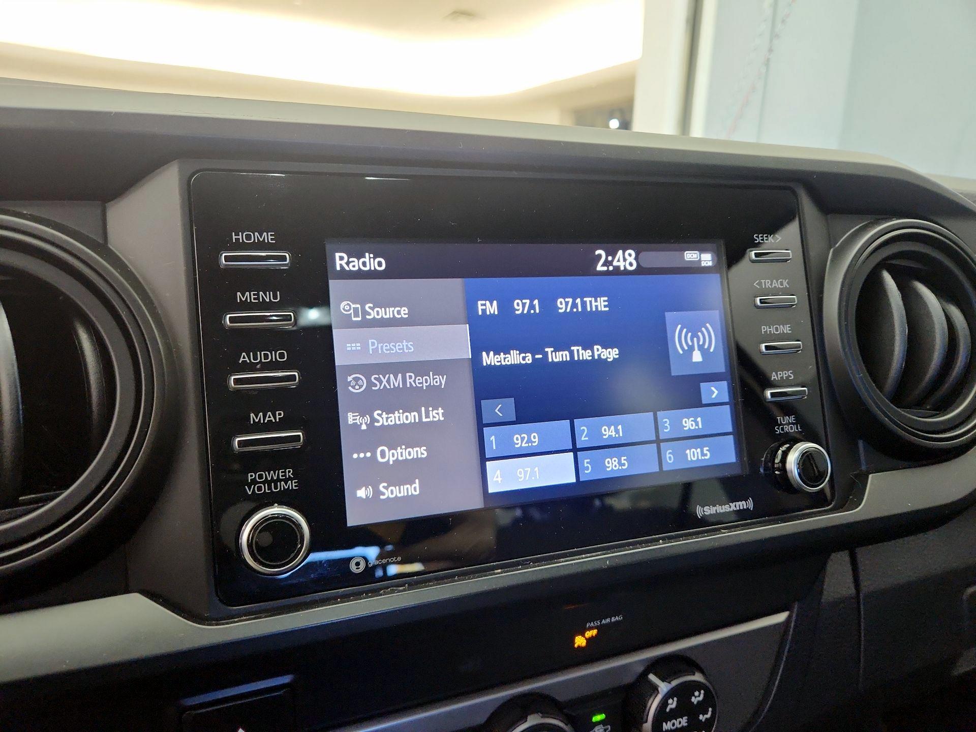 Thumbnail: 2021 Toyota Tacoma - 15