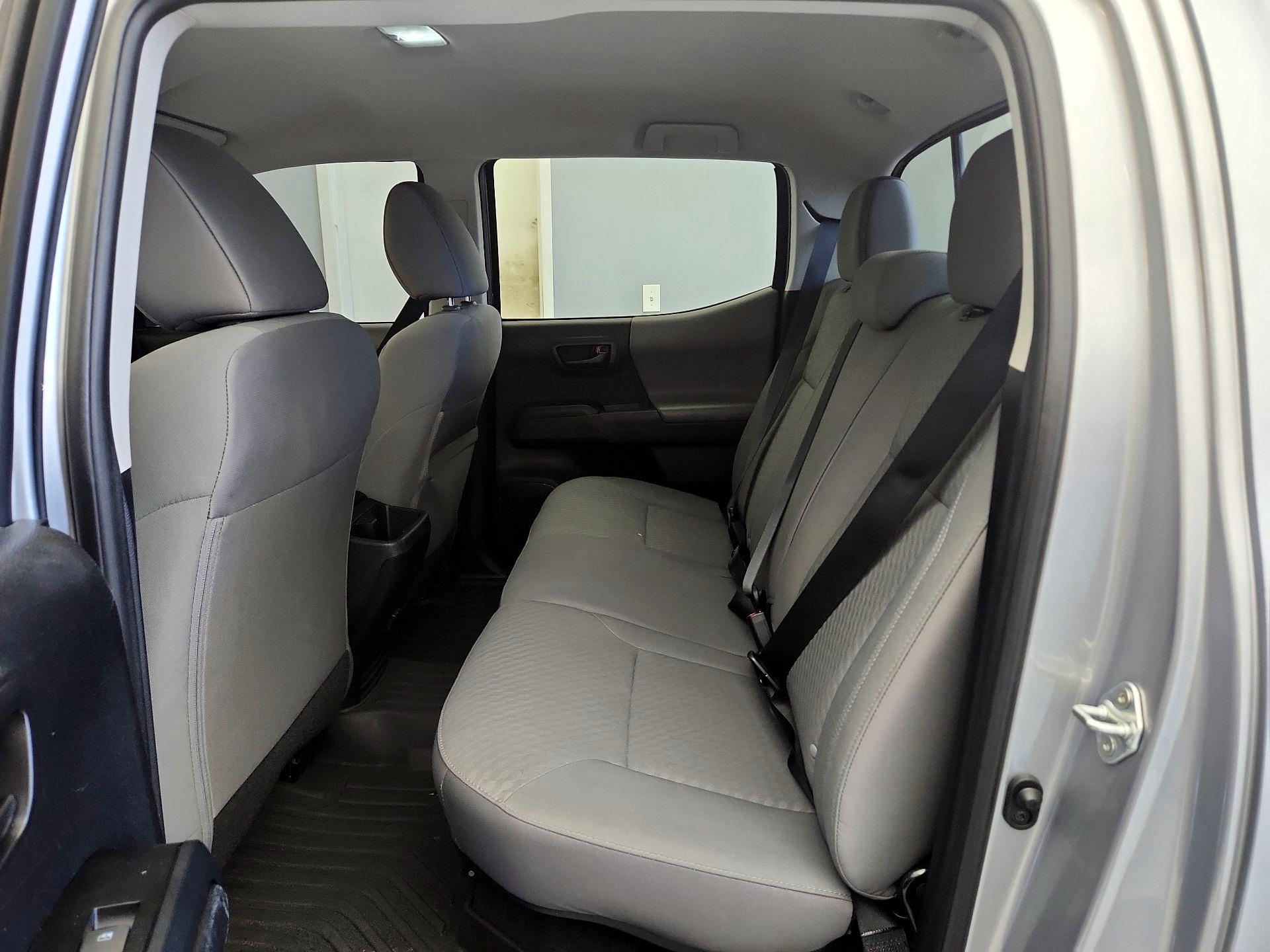 Thumbnail: 2021 Toyota Tacoma - 19