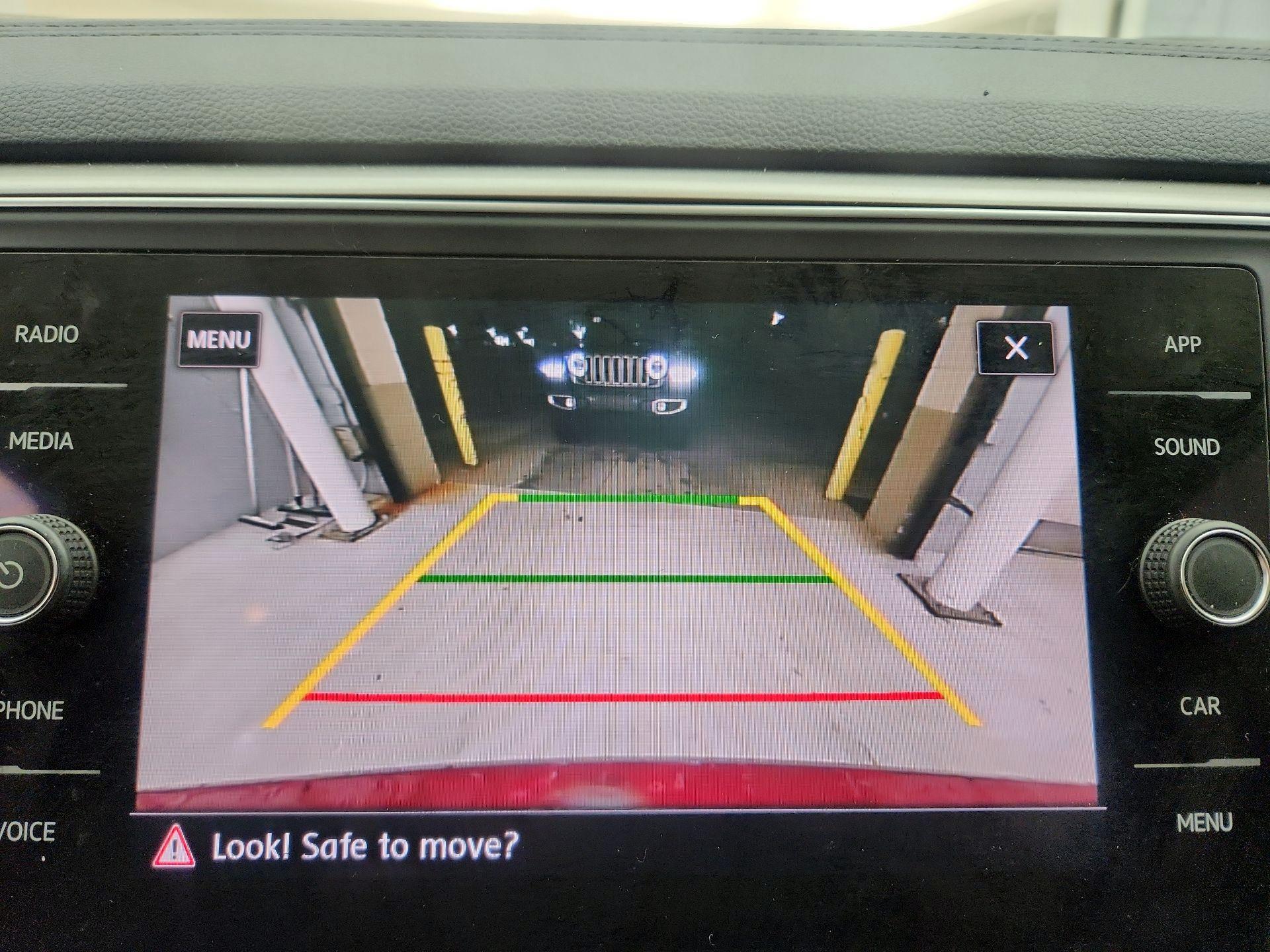 Thumbnail: 2019 Volkswagen Atlas - 14