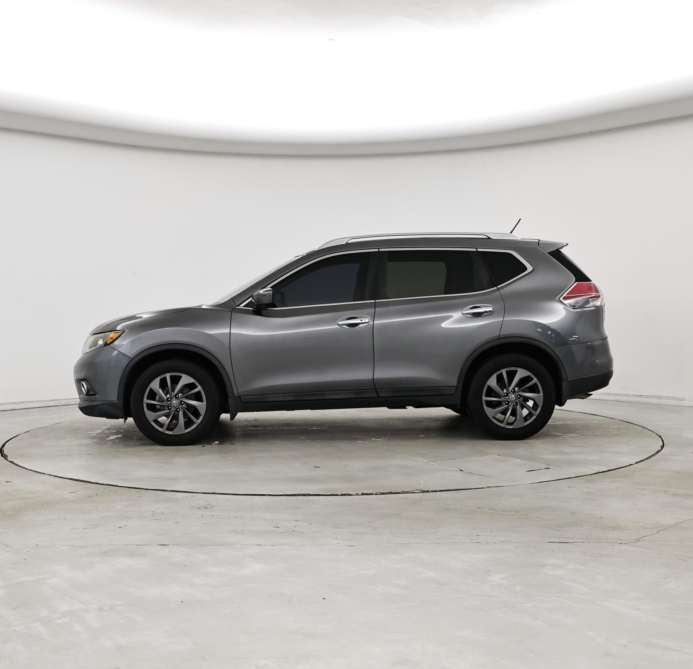 Thumbnail: 2016 Nissan Rogue - 3