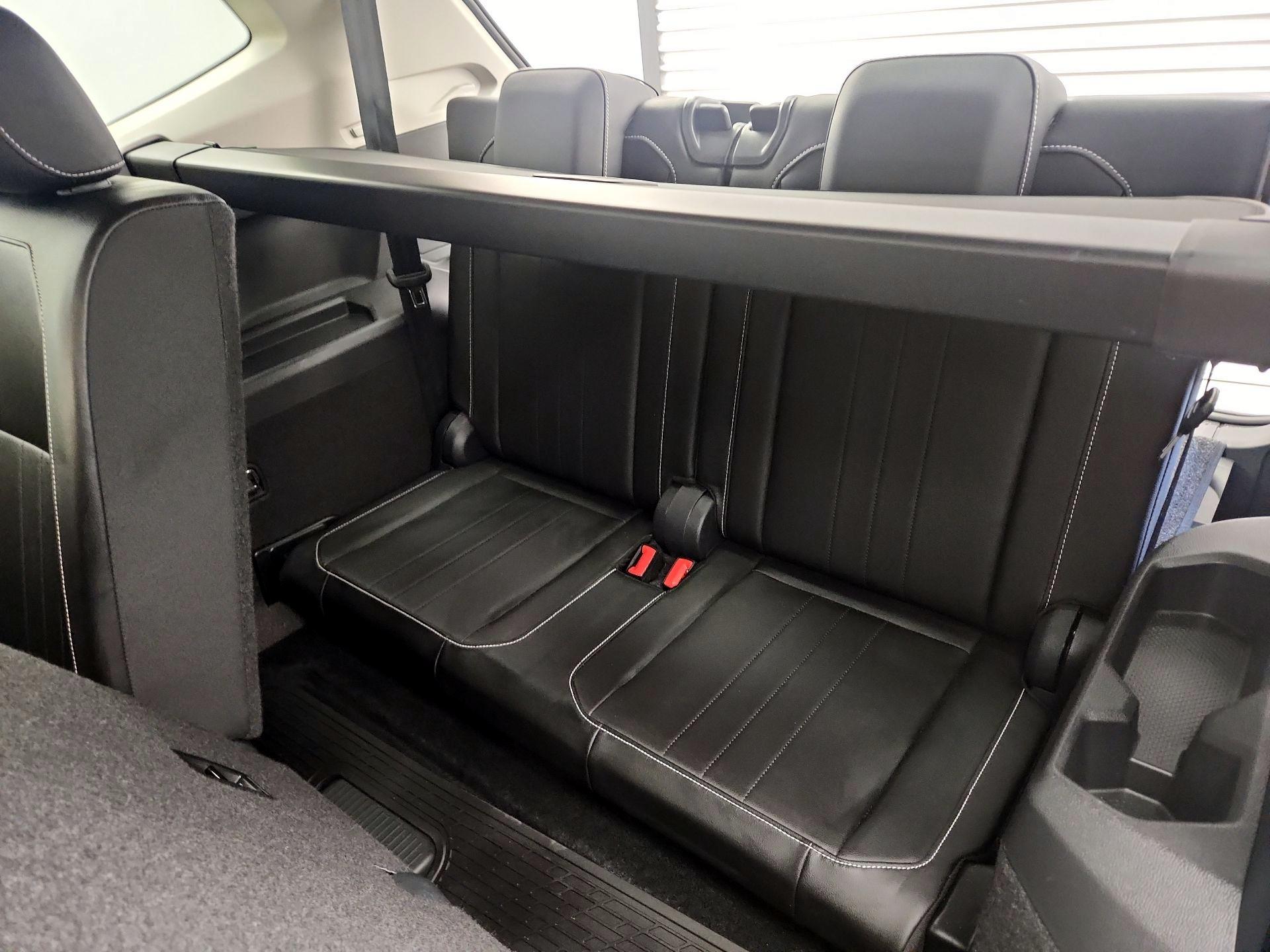 Thumbnail: 2023 Volkswagen Tiguan - 20