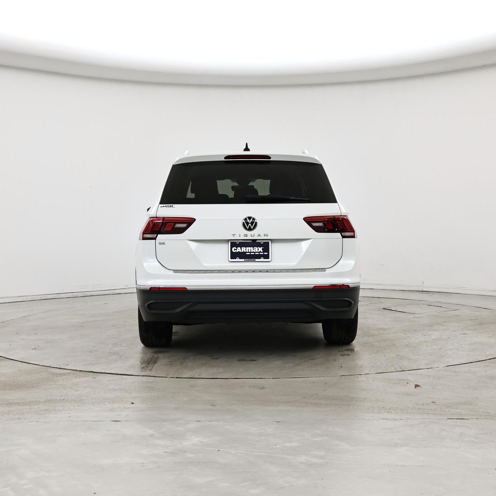 Thumbnail: 2023 Volkswagen Tiguan - 6