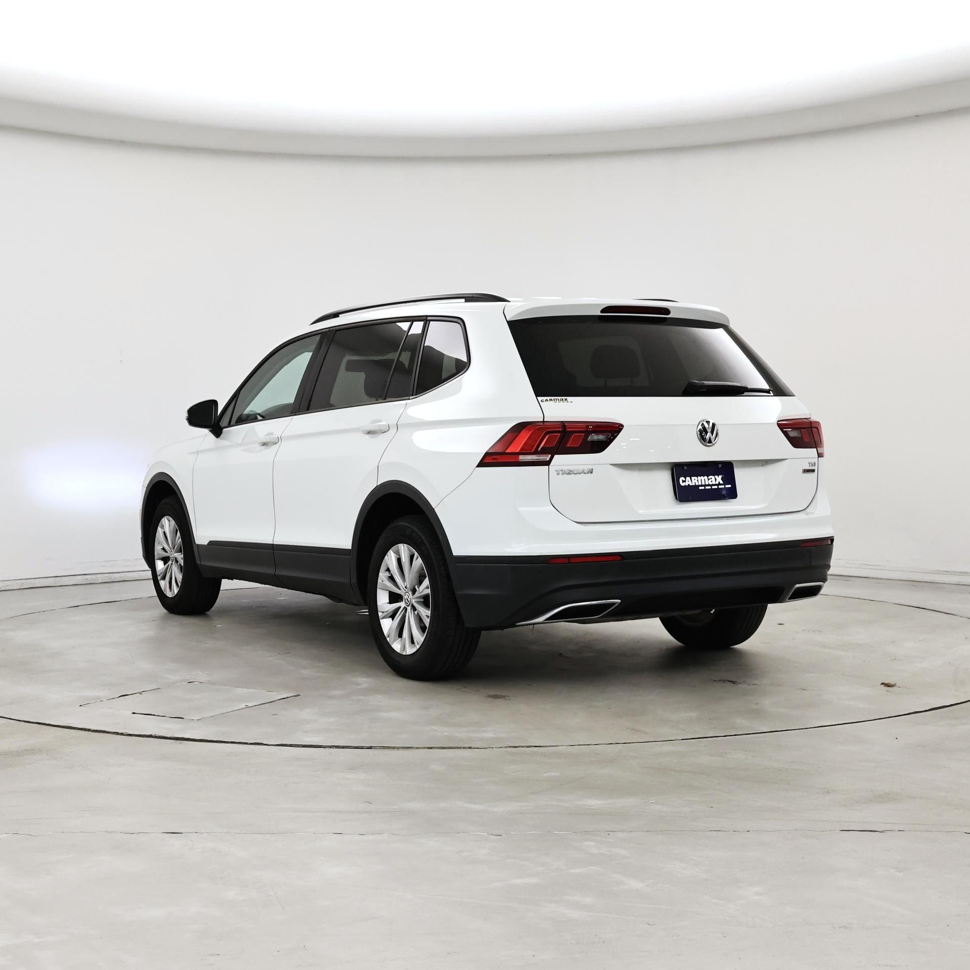 Thumbnail: 2018 Volkswagen Tiguan - 2