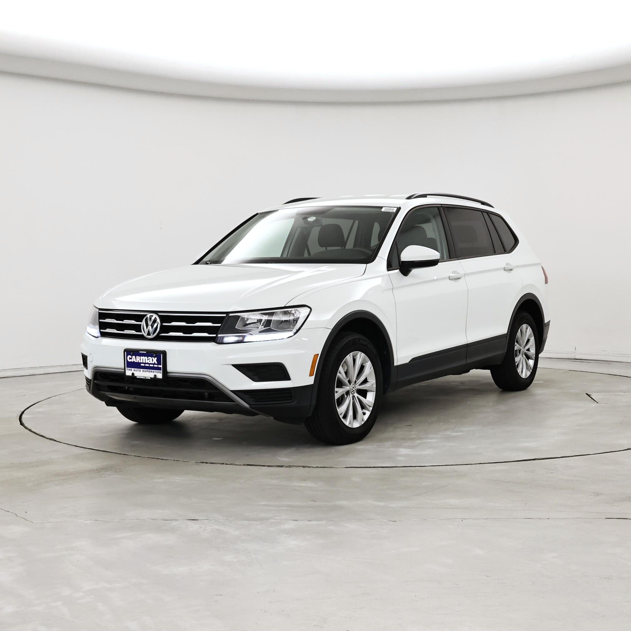 Thumbnail: 2018 Volkswagen Tiguan - 4