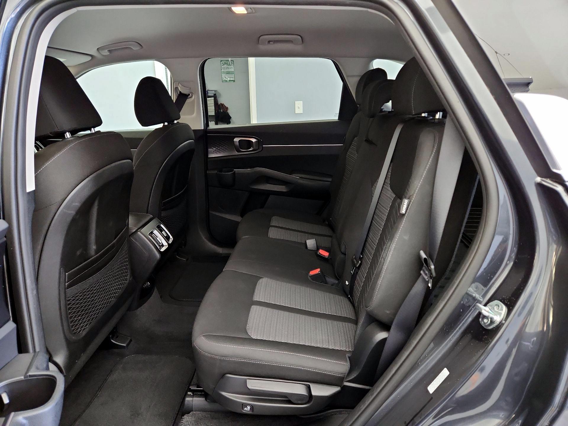 Thumbnail: 2024 Kia Sorento - 19