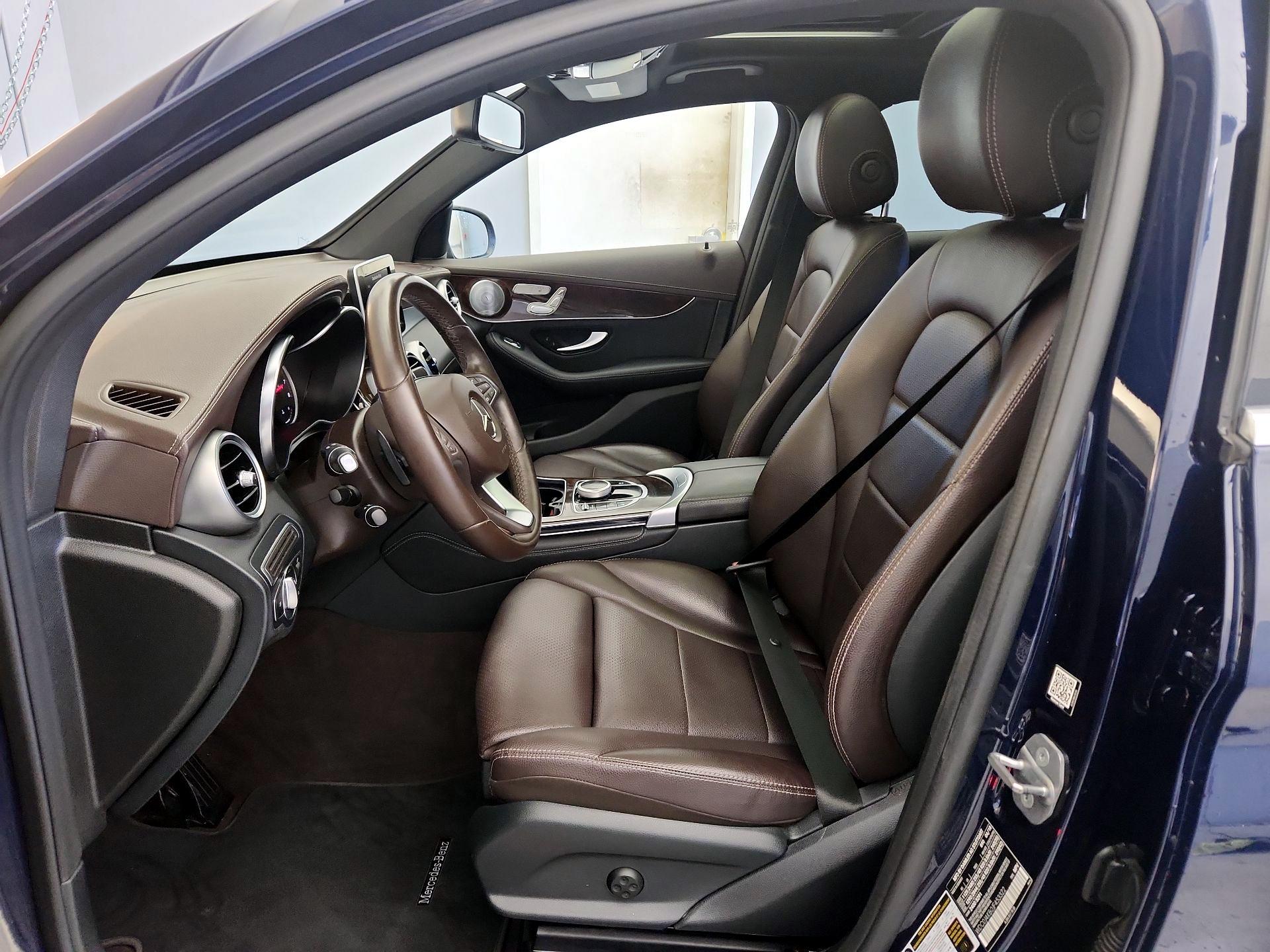 Thumbnail: 2018 Mercedes-Benz GLC - 11