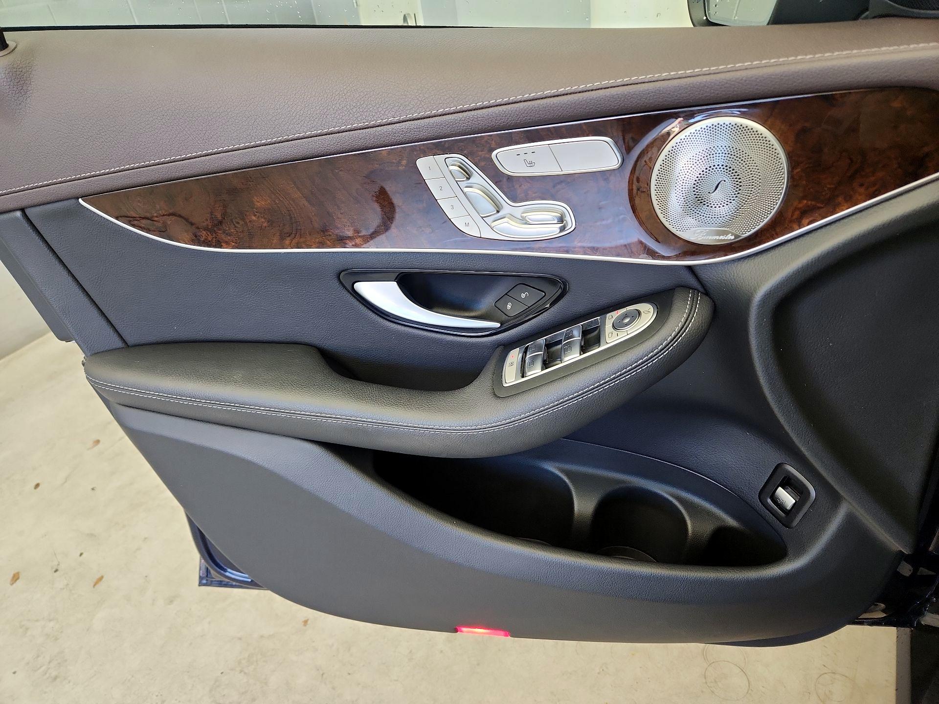 Thumbnail: 2018 Mercedes-Benz GLC - 12