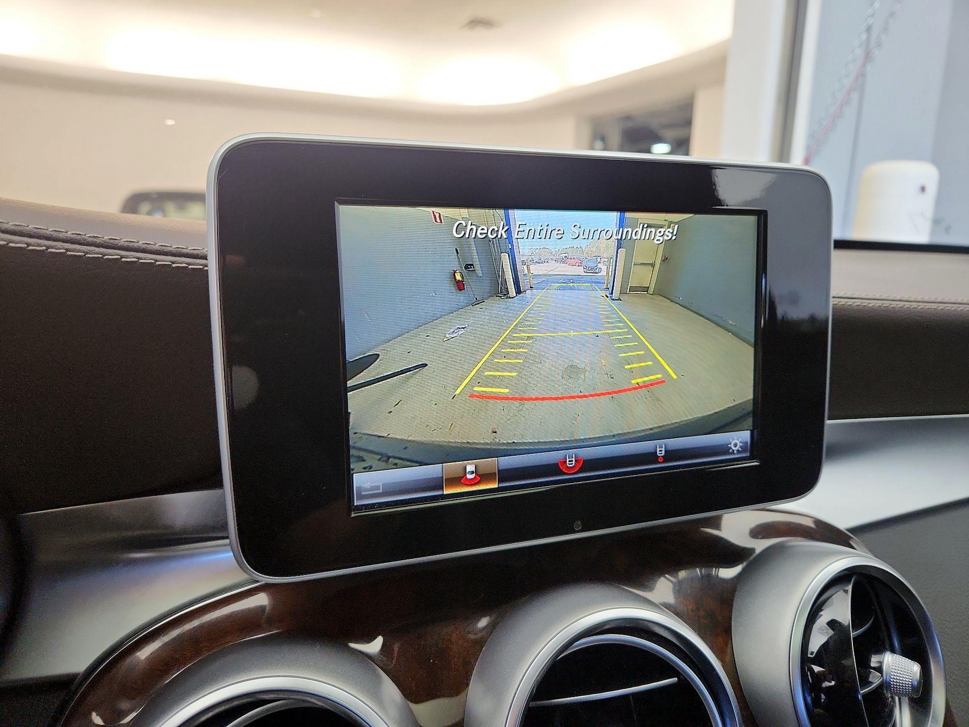 Thumbnail: 2018 Mercedes-Benz GLC - 14