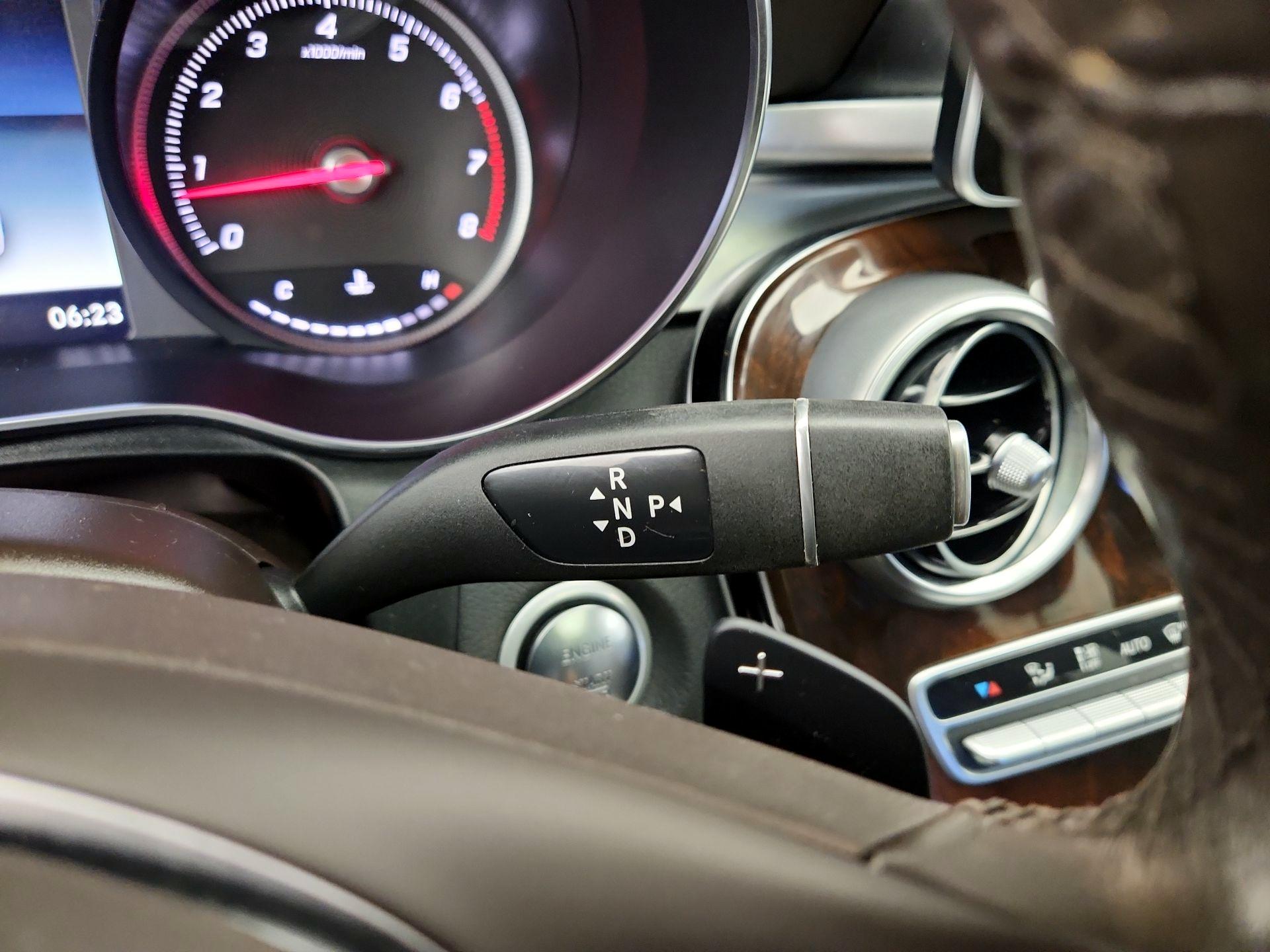 Thumbnail: 2018 Mercedes-Benz GLC - 17