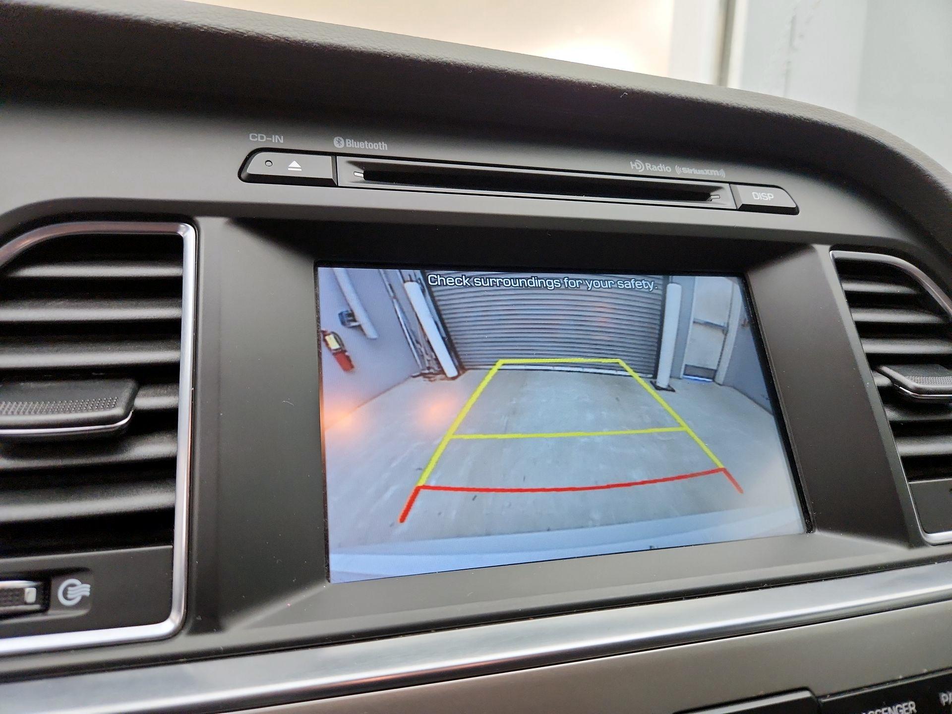 Thumbnail: 2016 Hyundai Sonata - 14