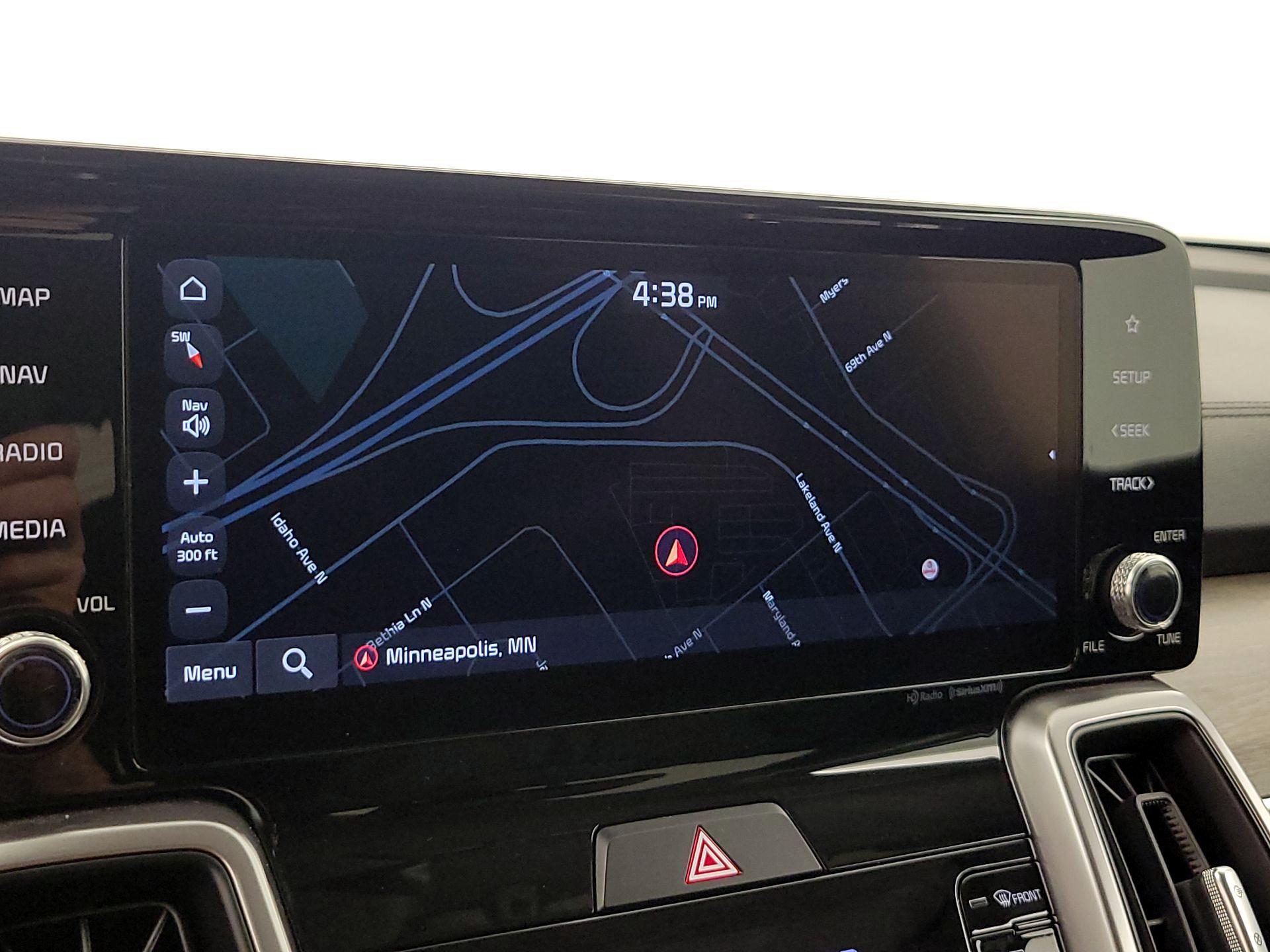 Thumbnail: 2023 Kia Sorento - 14