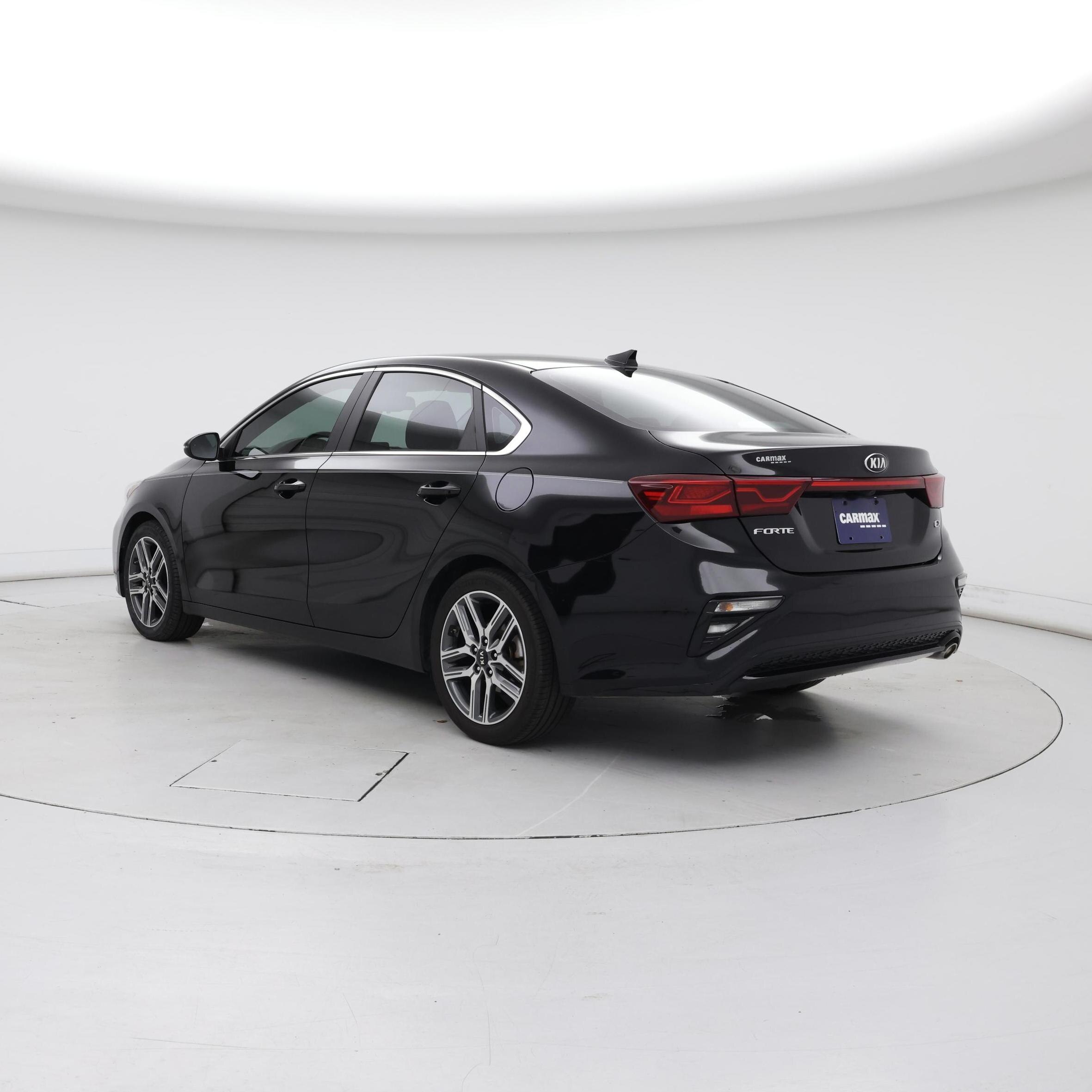 Thumbnail: 2021 Kia Forte - 2