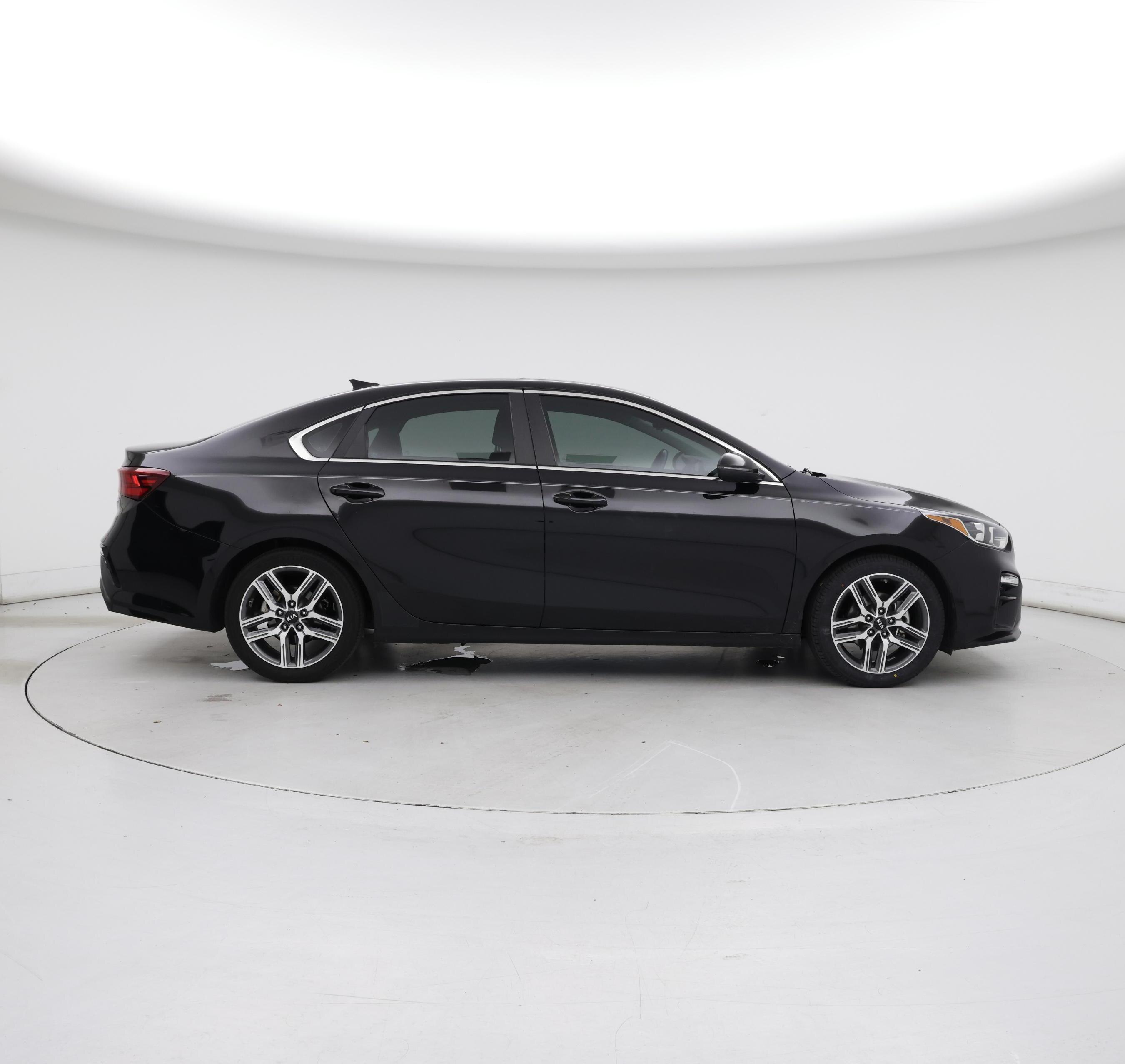 Thumbnail: 2021 Kia Forte - 7