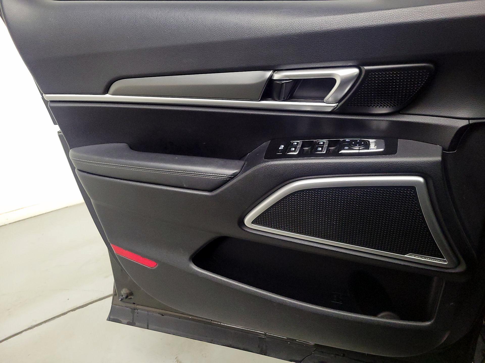 Thumbnail: 2022 Kia Telluride - 12