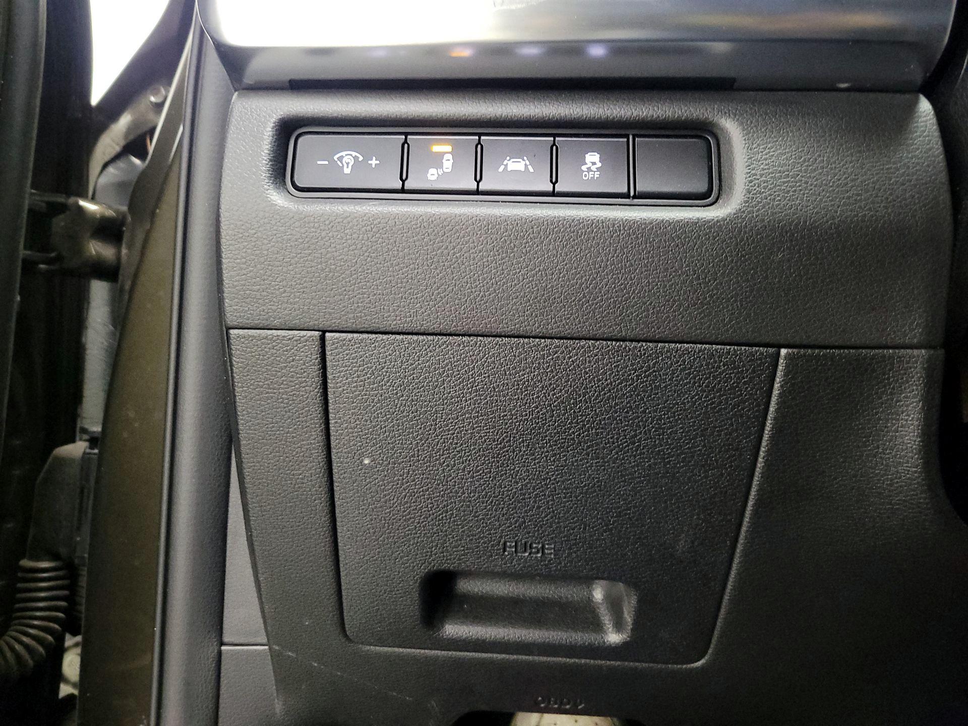 Thumbnail: 2022 Kia Telluride - 13