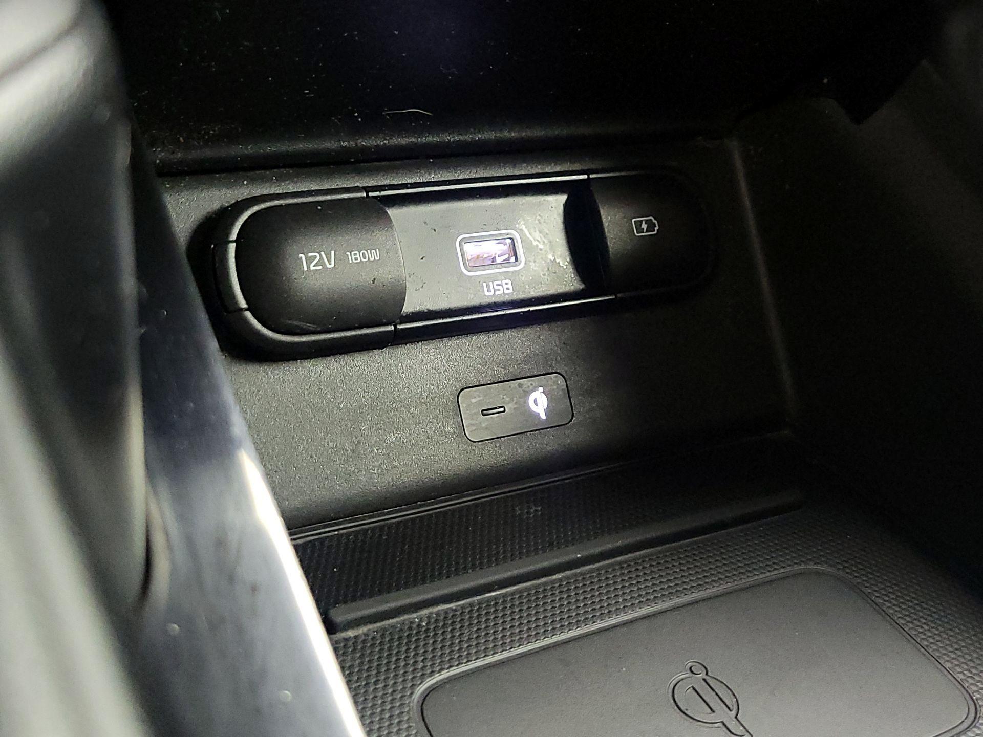 Thumbnail: 2022 Kia Telluride - 19