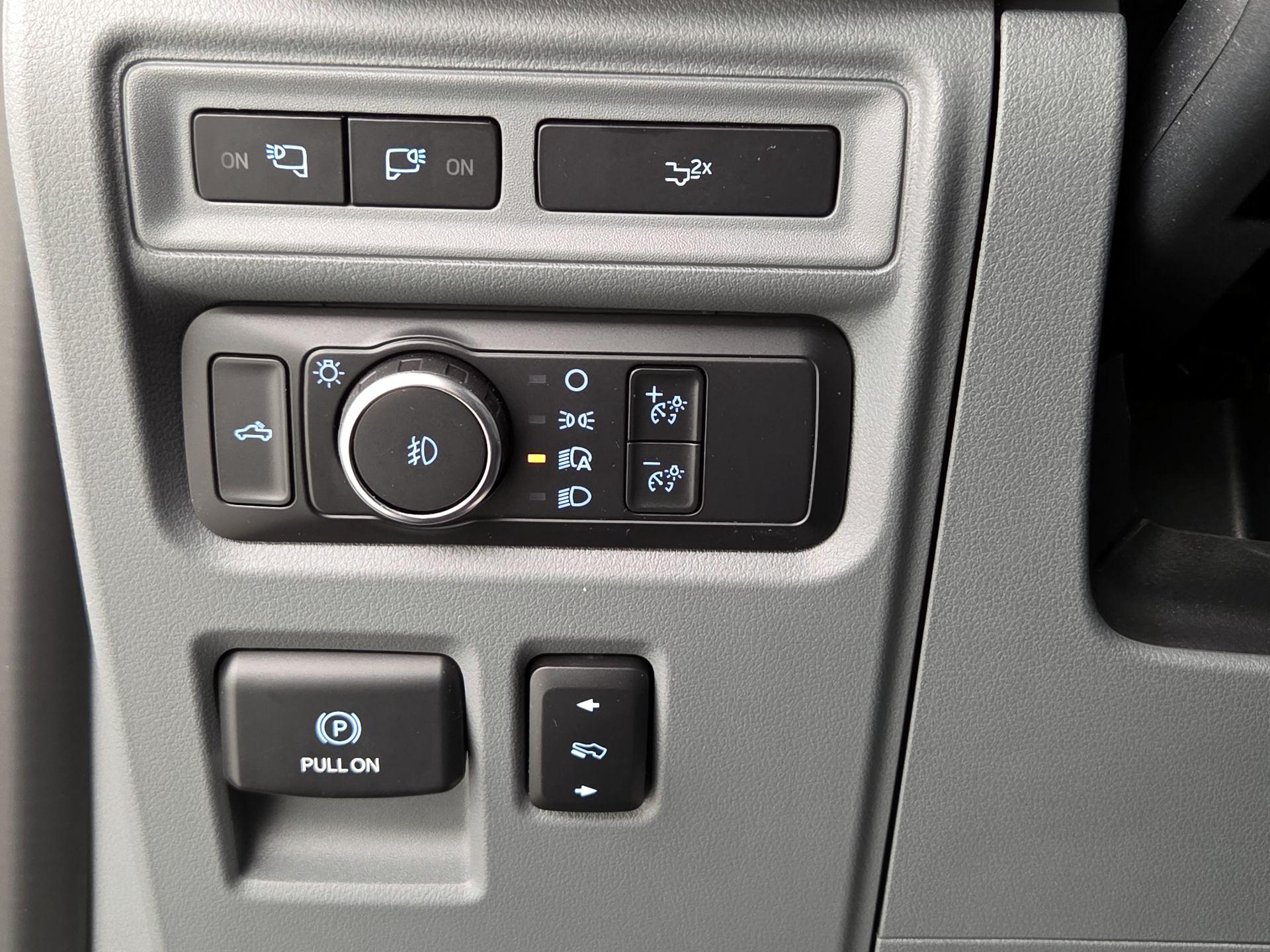 Thumbnail: 2022 Ford F-150 - 13