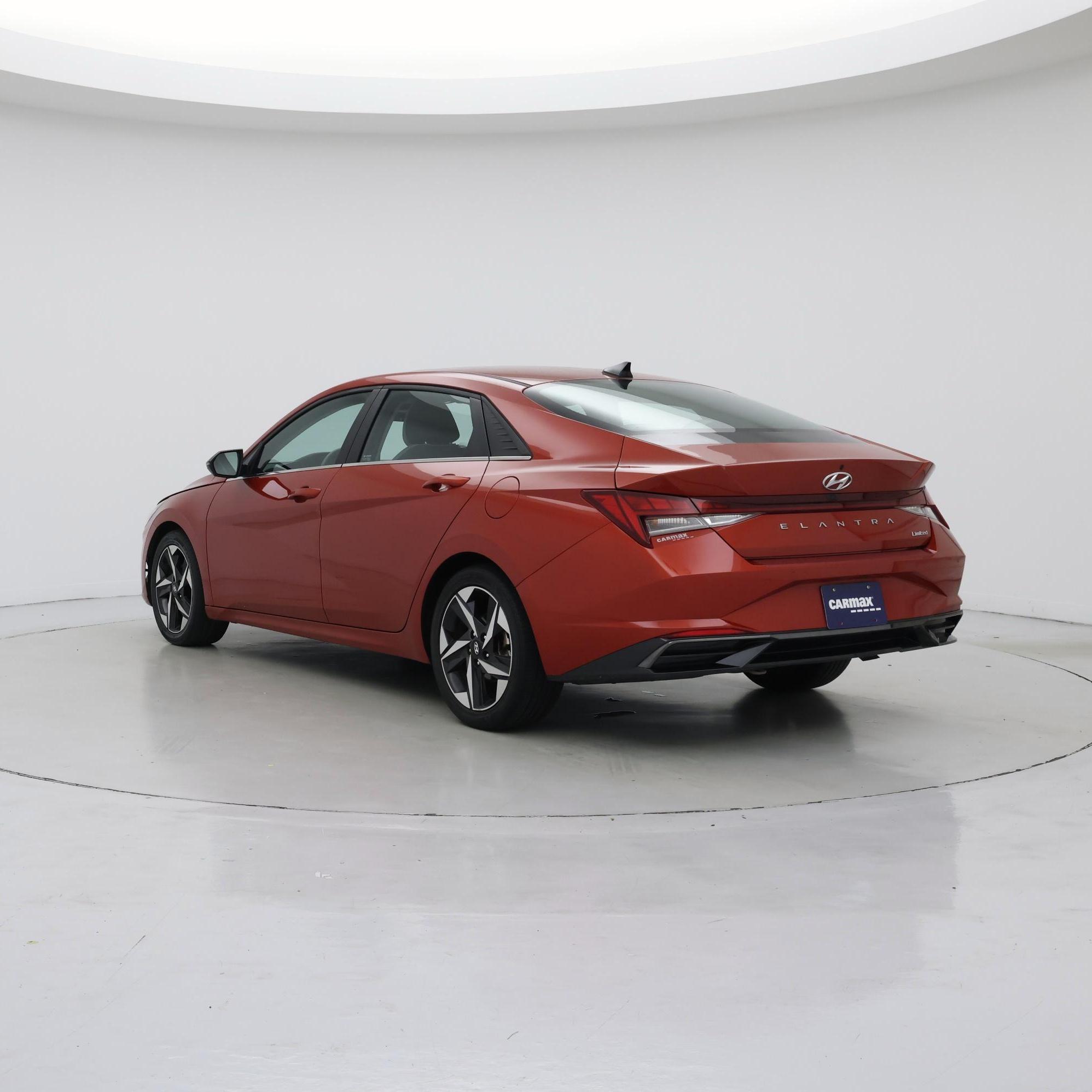 Thumbnail: 2022 Hyundai Elantra - 2