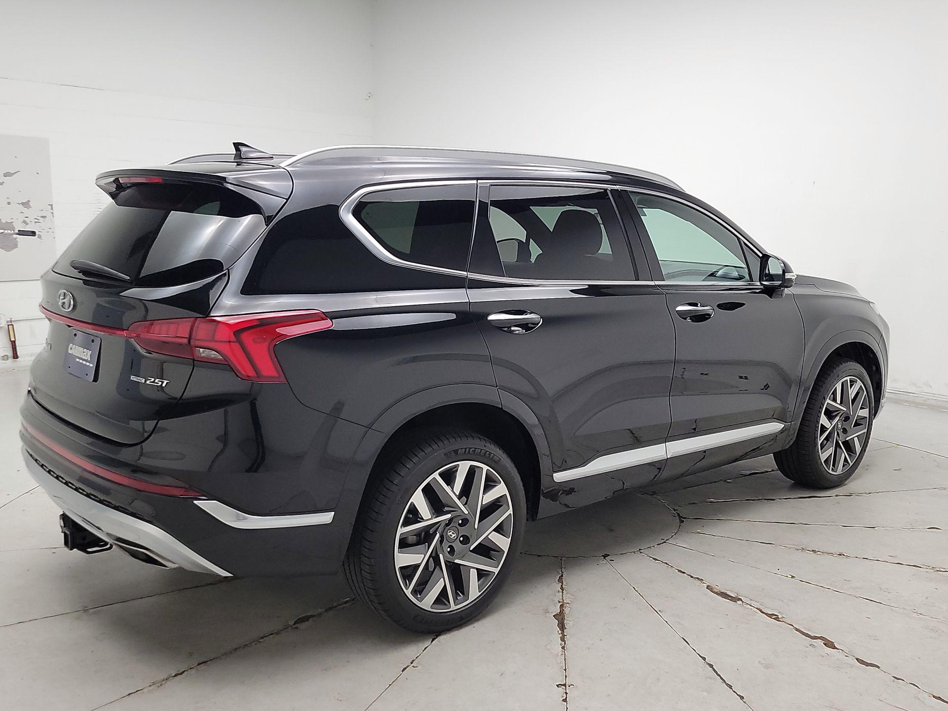 Thumbnail: 2023 Hyundai Santa Fe - 5