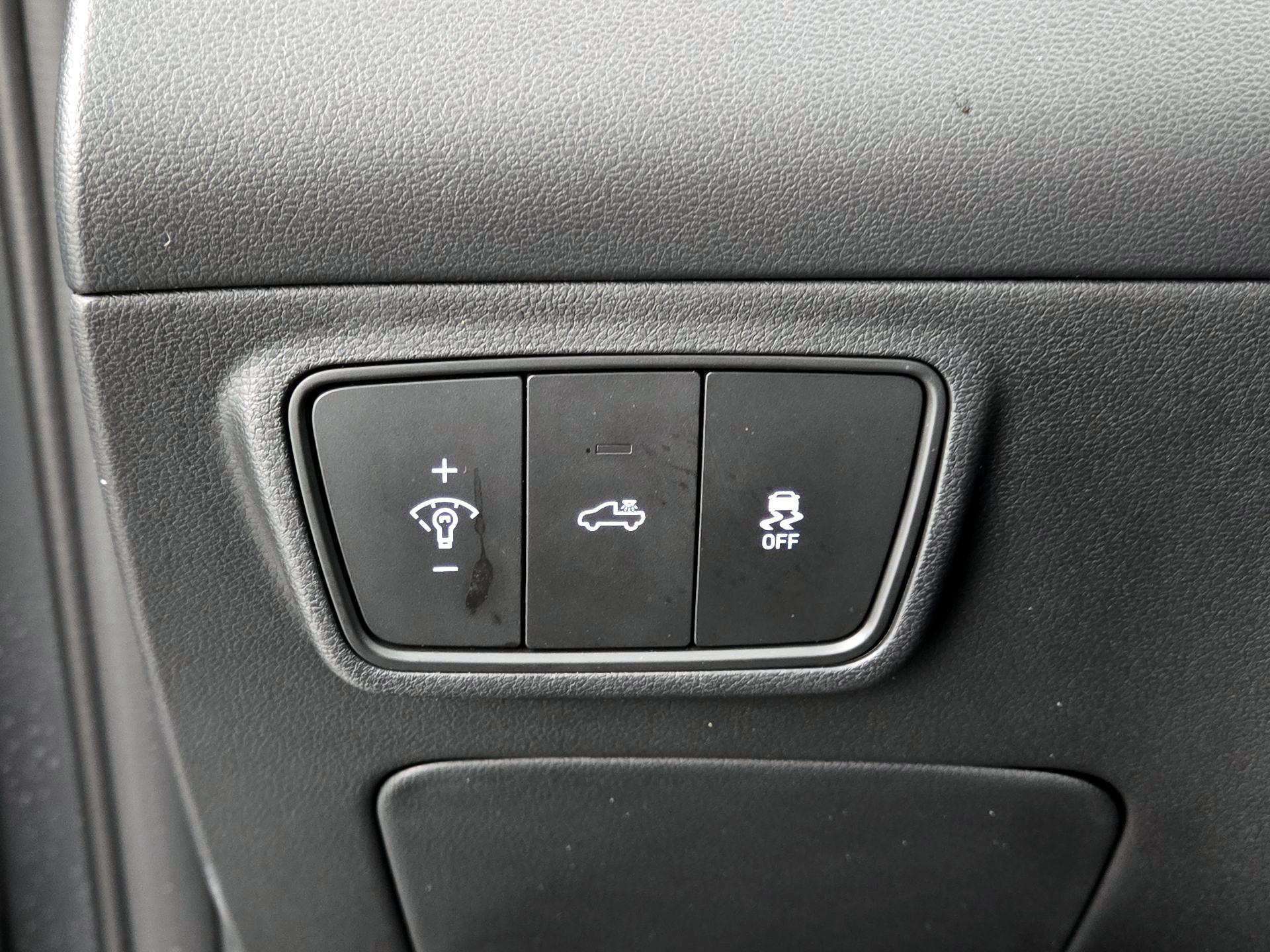 Thumbnail: 2023 Hyundai Santa Cruz - 13