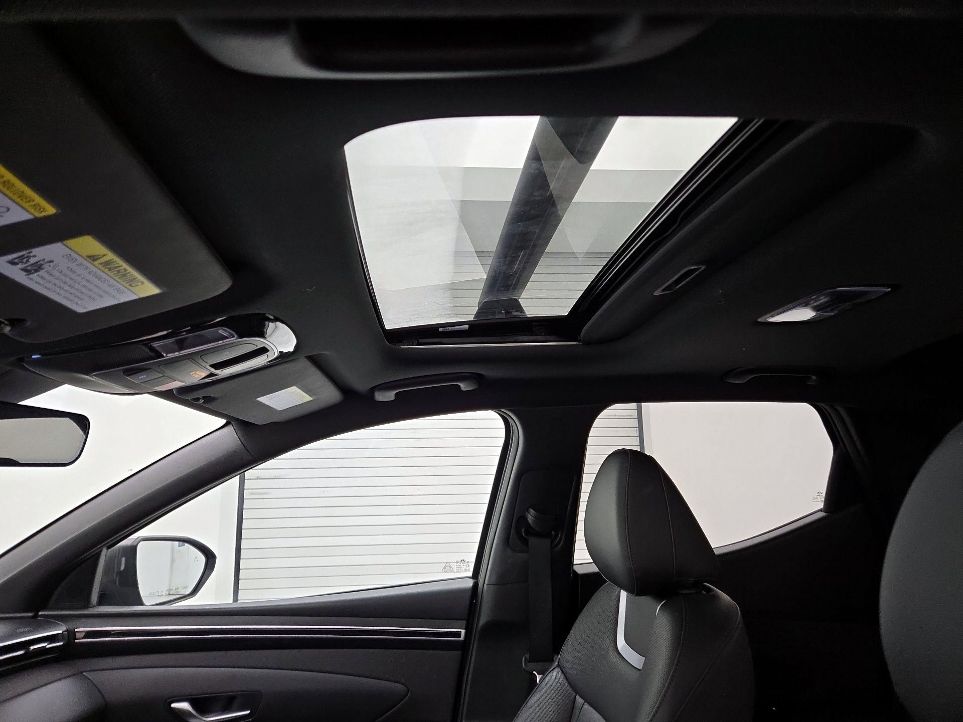 Thumbnail: 2023 Hyundai Santa Cruz - 20