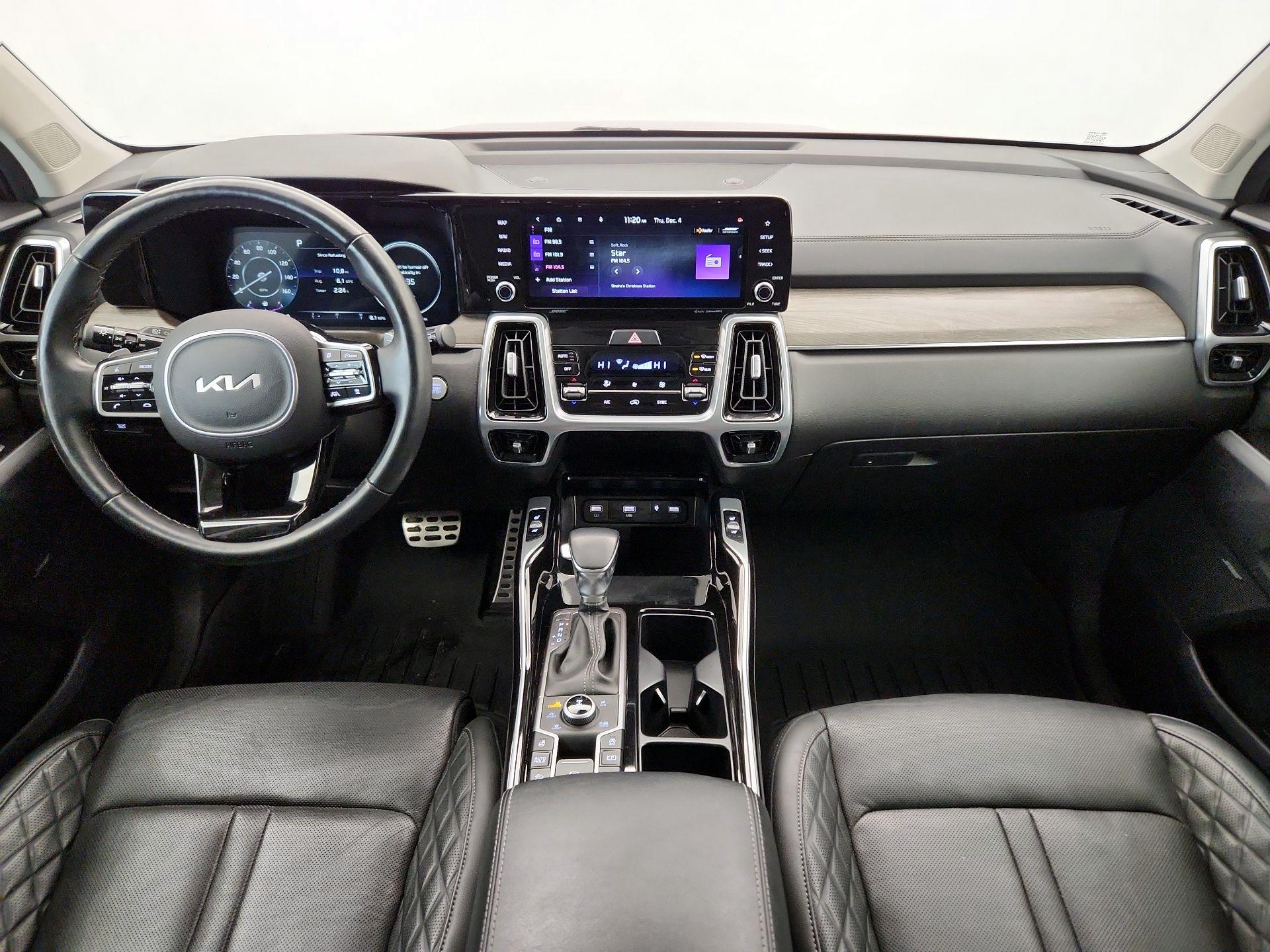 Thumbnail: 2022 Kia Sorento - 9